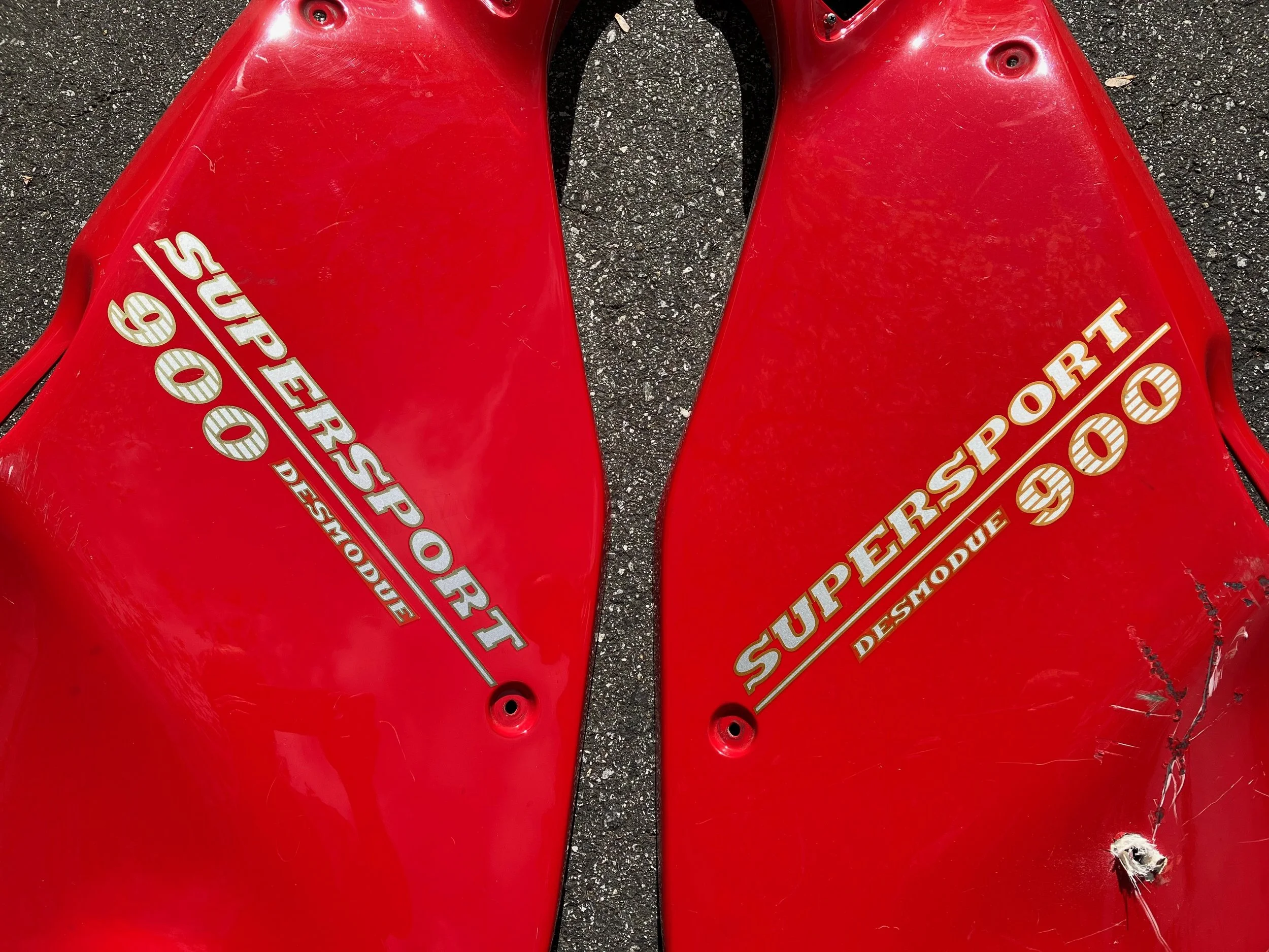 900SS lower fairings.2.jpg