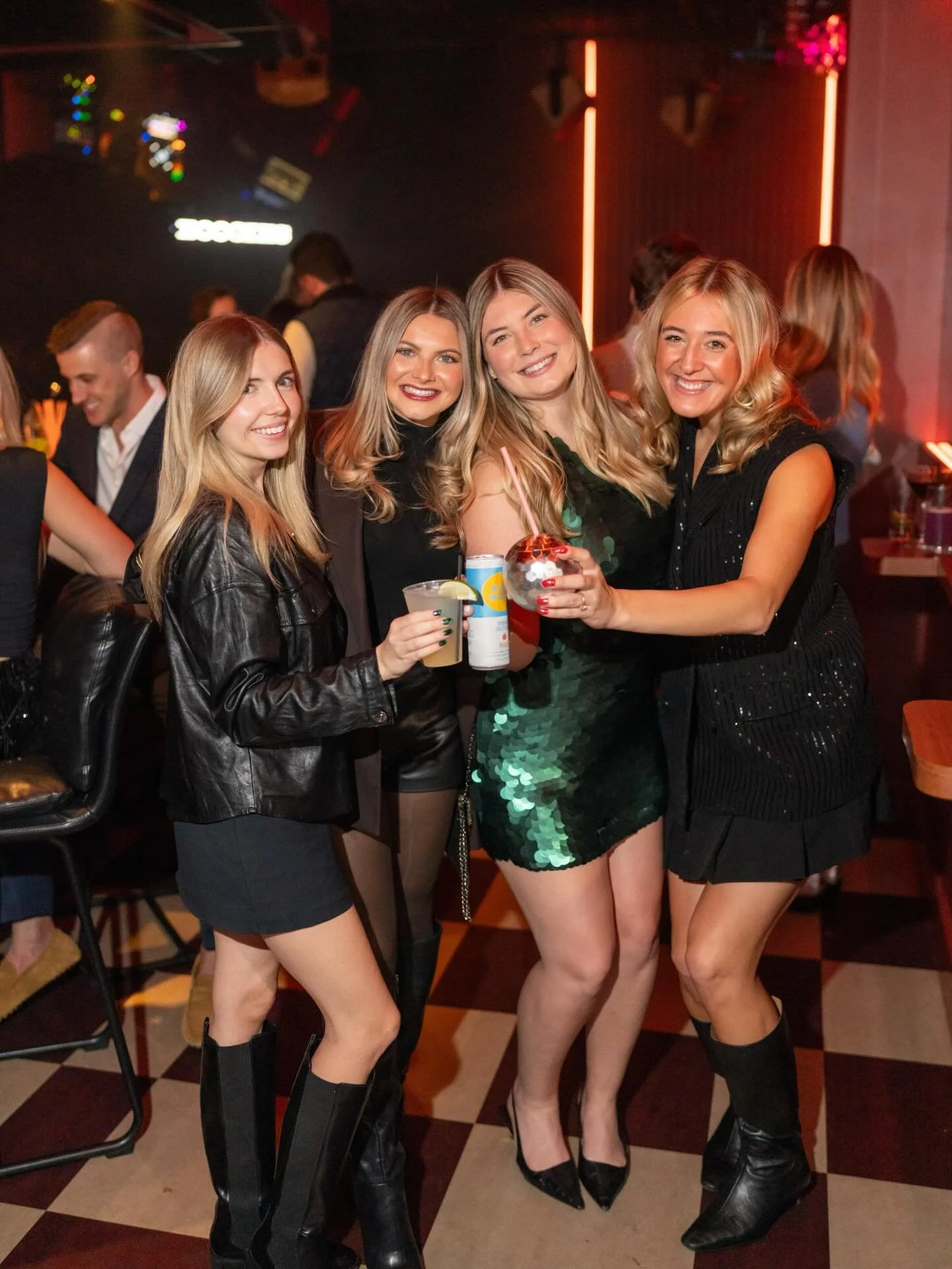 Our kind of year-end celebration 🥂 A night at @boogiesdtx spent celebrating the wins, the people, and everything that made 2025 unforgettable. Major thanks to @boogiesdtx and @burger_schmurger for helping us end the year on such a high note.