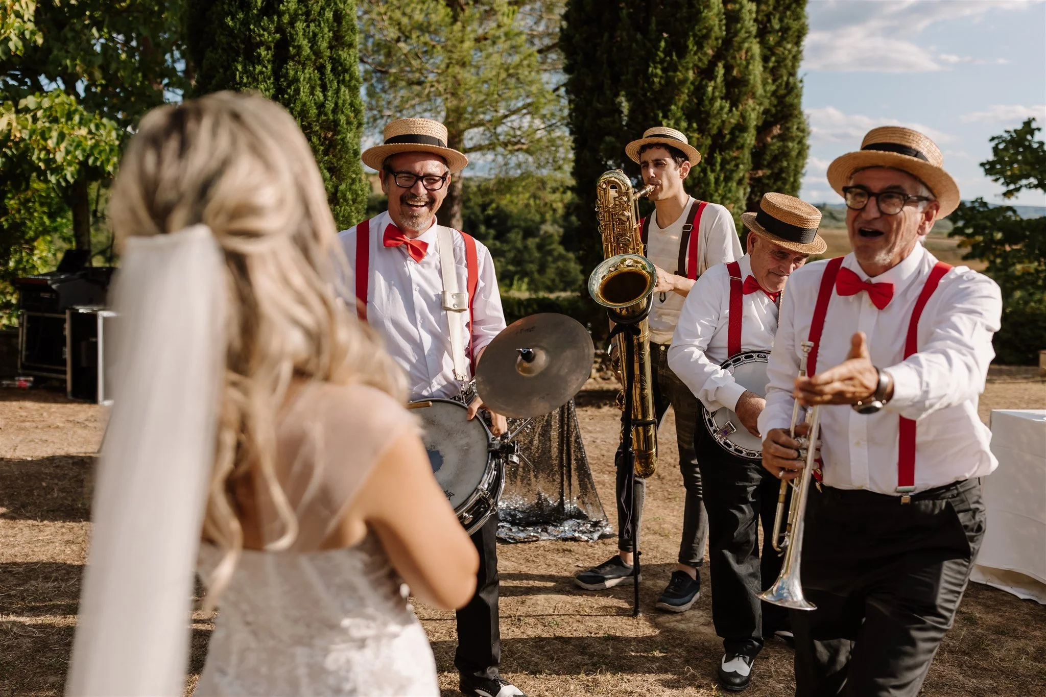 Italian roaming band in Tuscany
