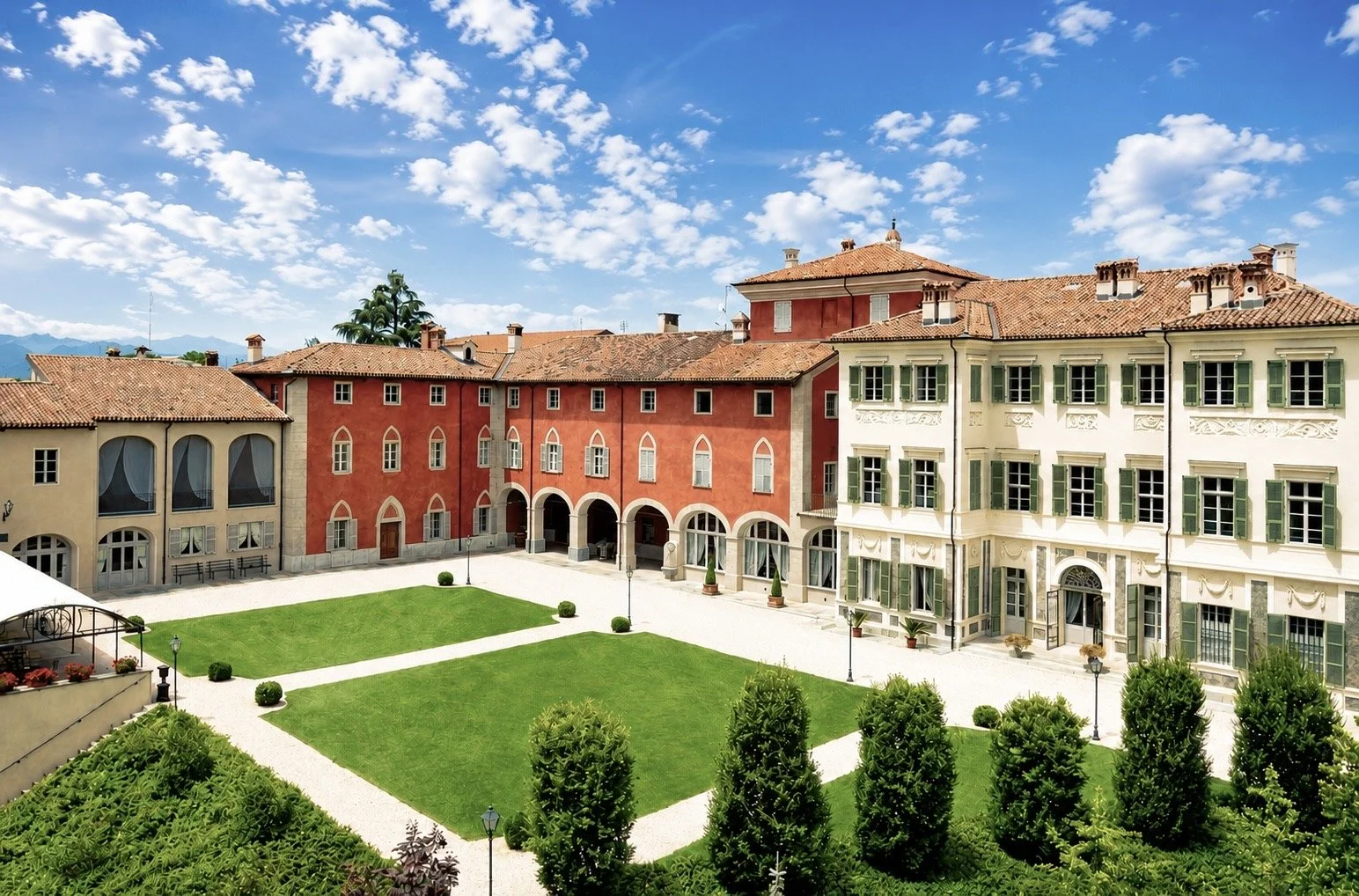 Morozzo Castle, top wedding venue in Piemonte.jpg