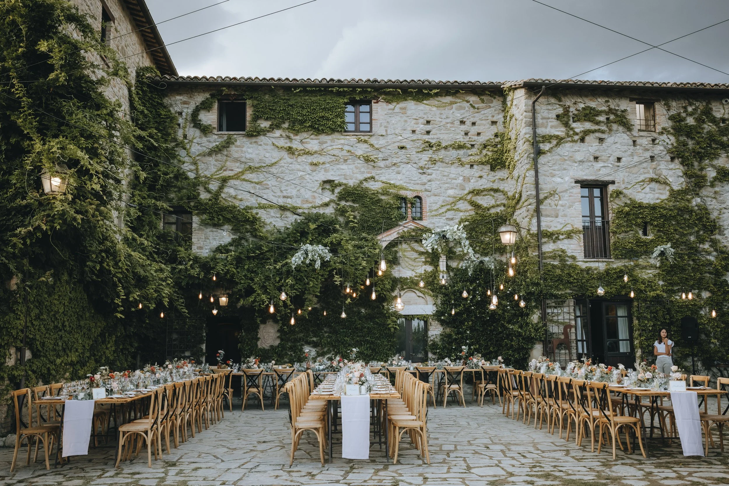 Matt & Charlotte 00692.jpg