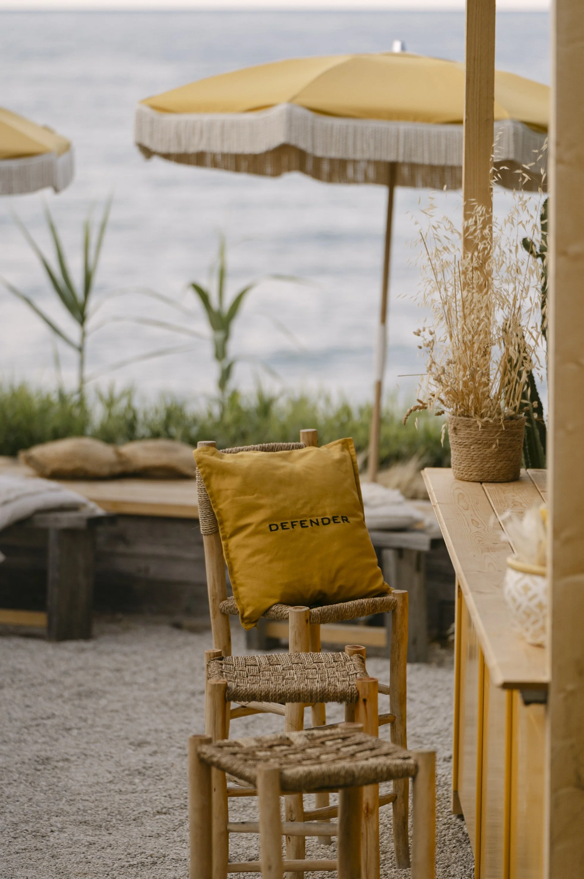 Le-cabane- outside-space.jpg