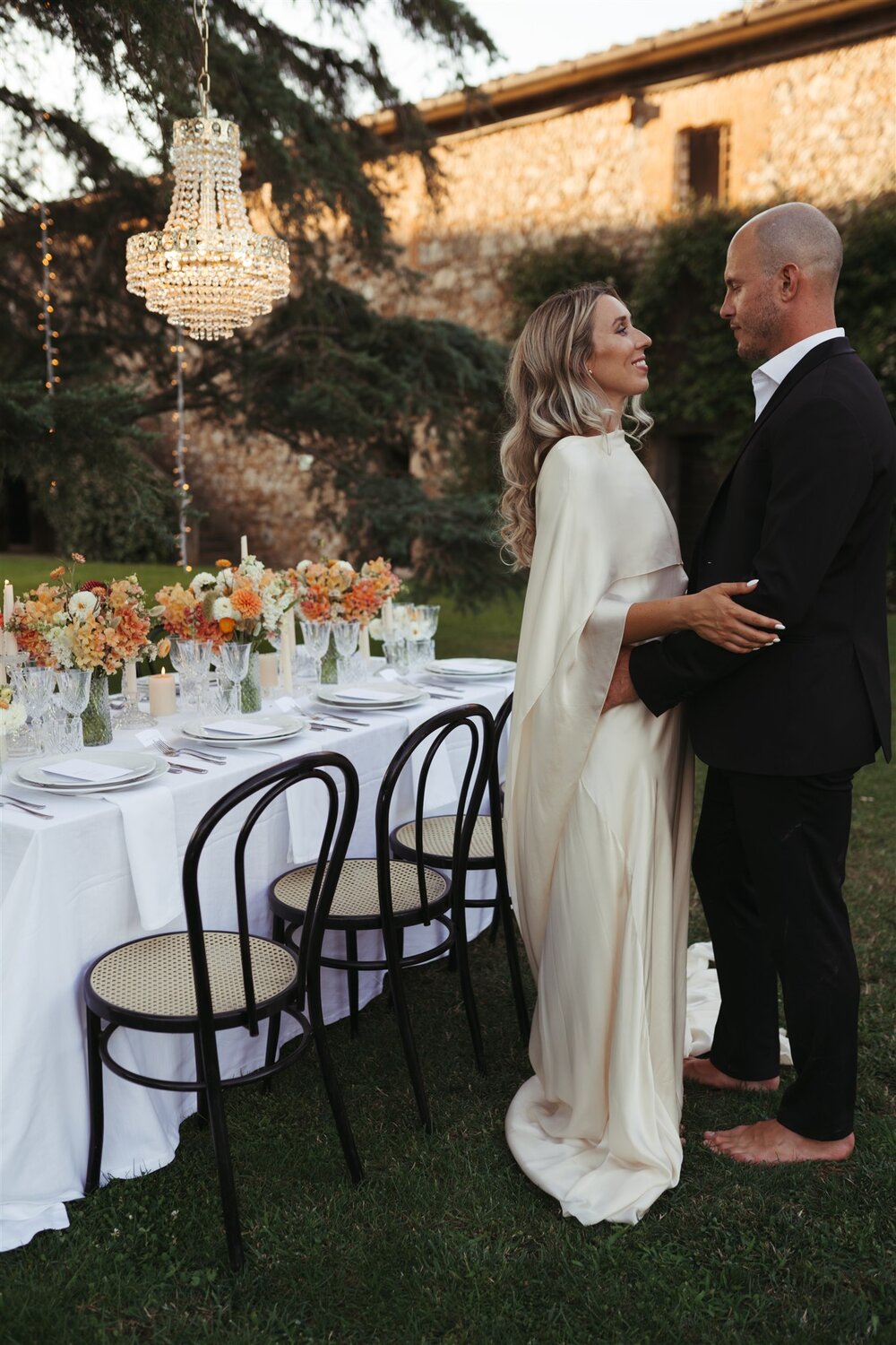 Warm, intimate and inspired by summer: wedding inspiration at La ...