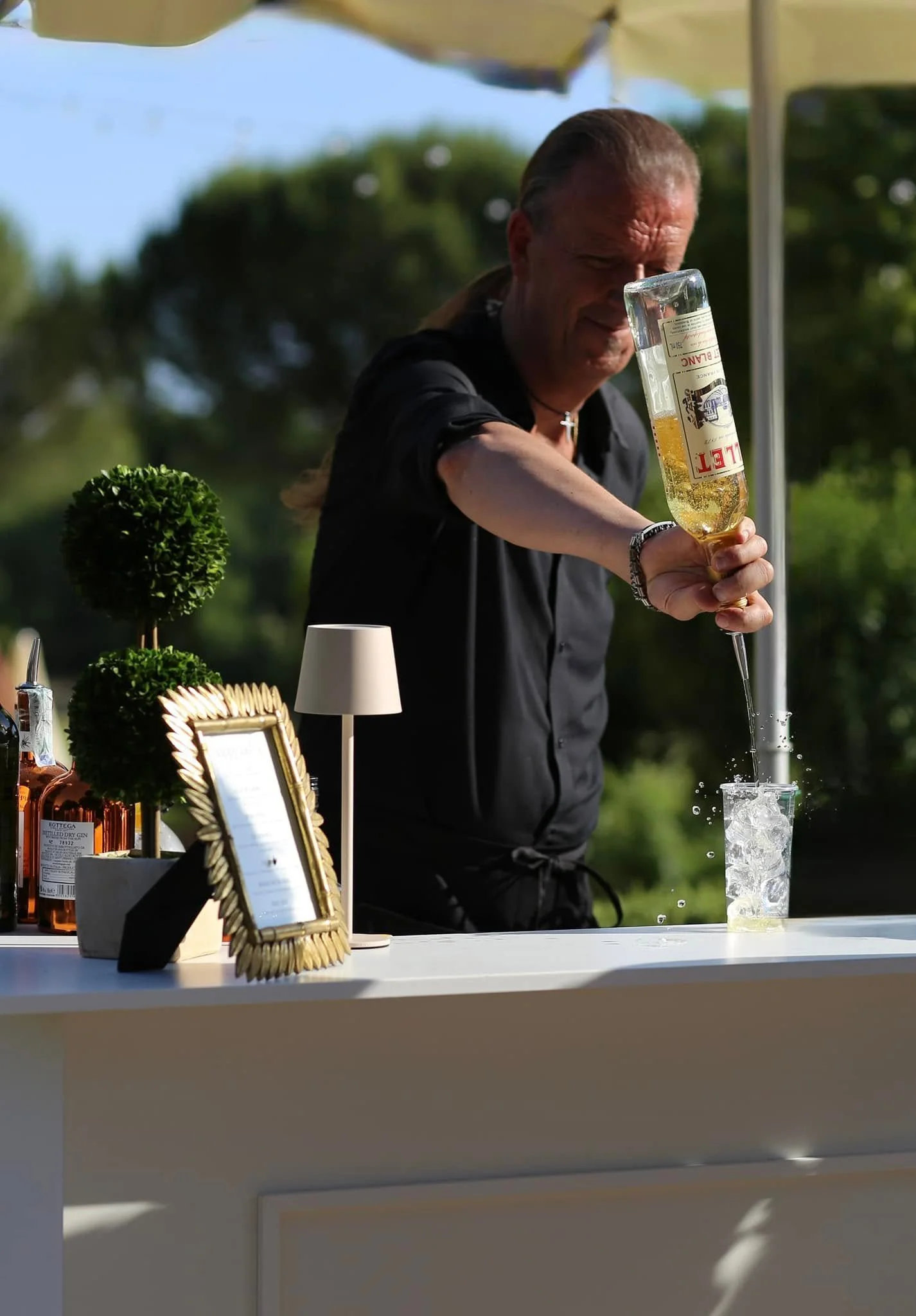 open-bar-wedding-in-tuscany-happy-jack-chef.jpg