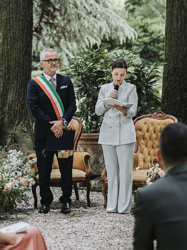 PUNTO F   Service - Interpreter Service, Service - Legal Paperwork Assistance 