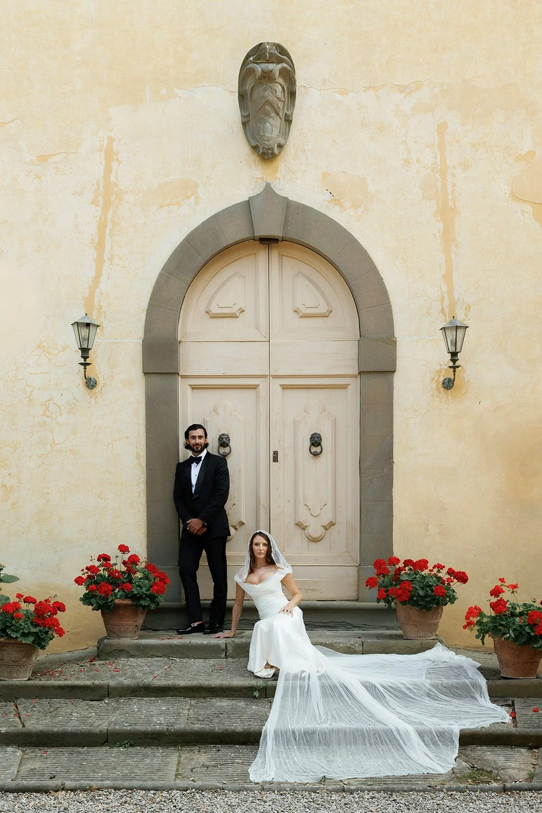 Selena + Max’s vintage-inspired multi-day wedding in the Tuscan hills