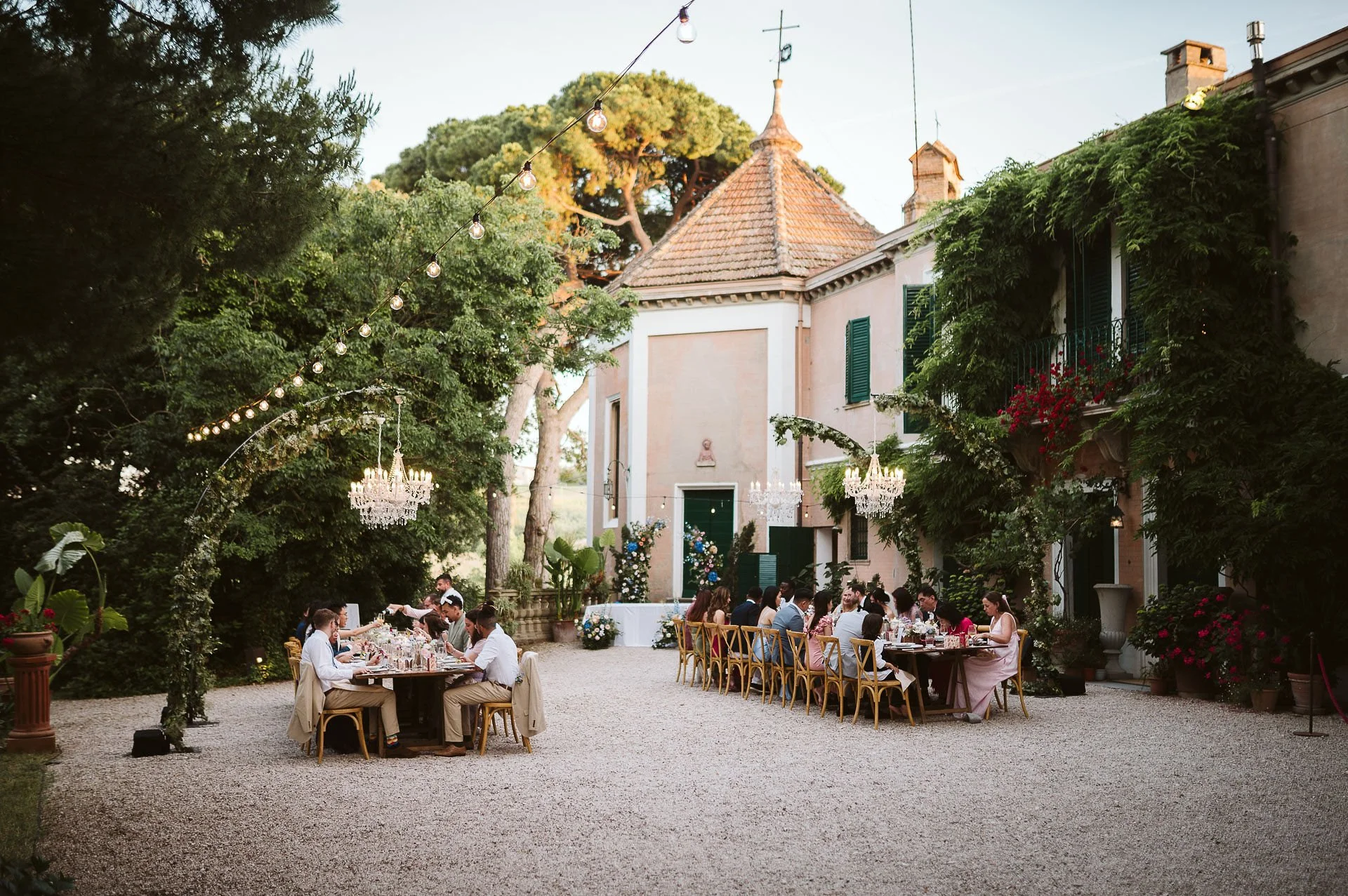 Outdoor Dinners - Back Courtyard 10.jpg