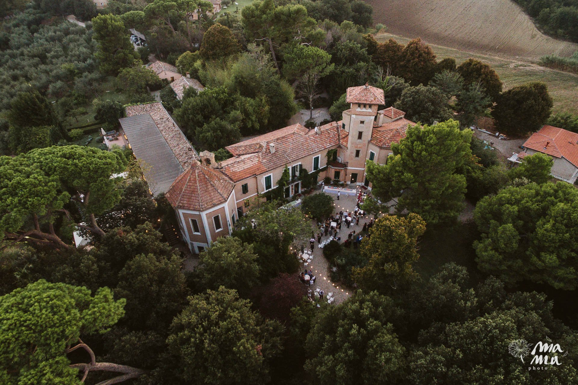 The Napoleonic residence turned eco-conscious wedding venue in Marche