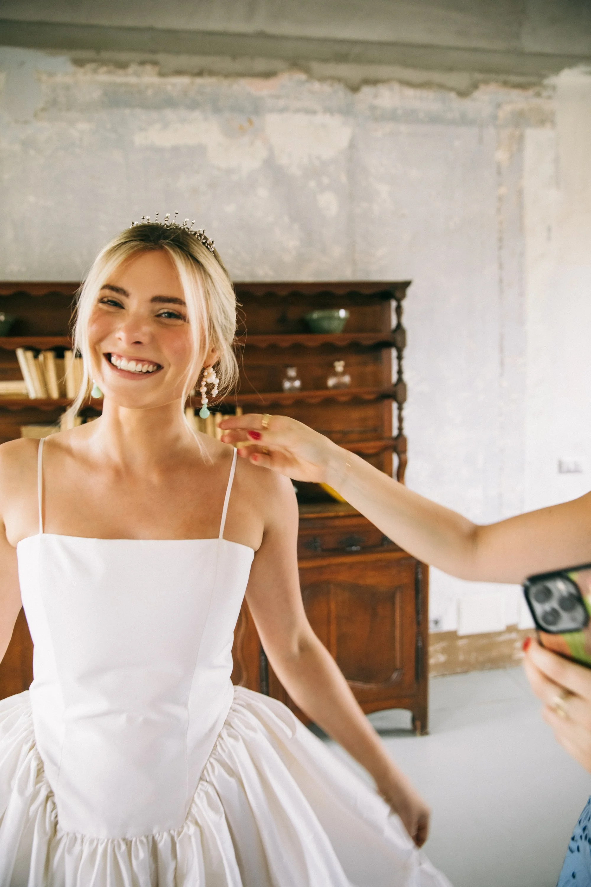 Jessica Bennet Bridal wedding dress for italian wedding at villa Bossi