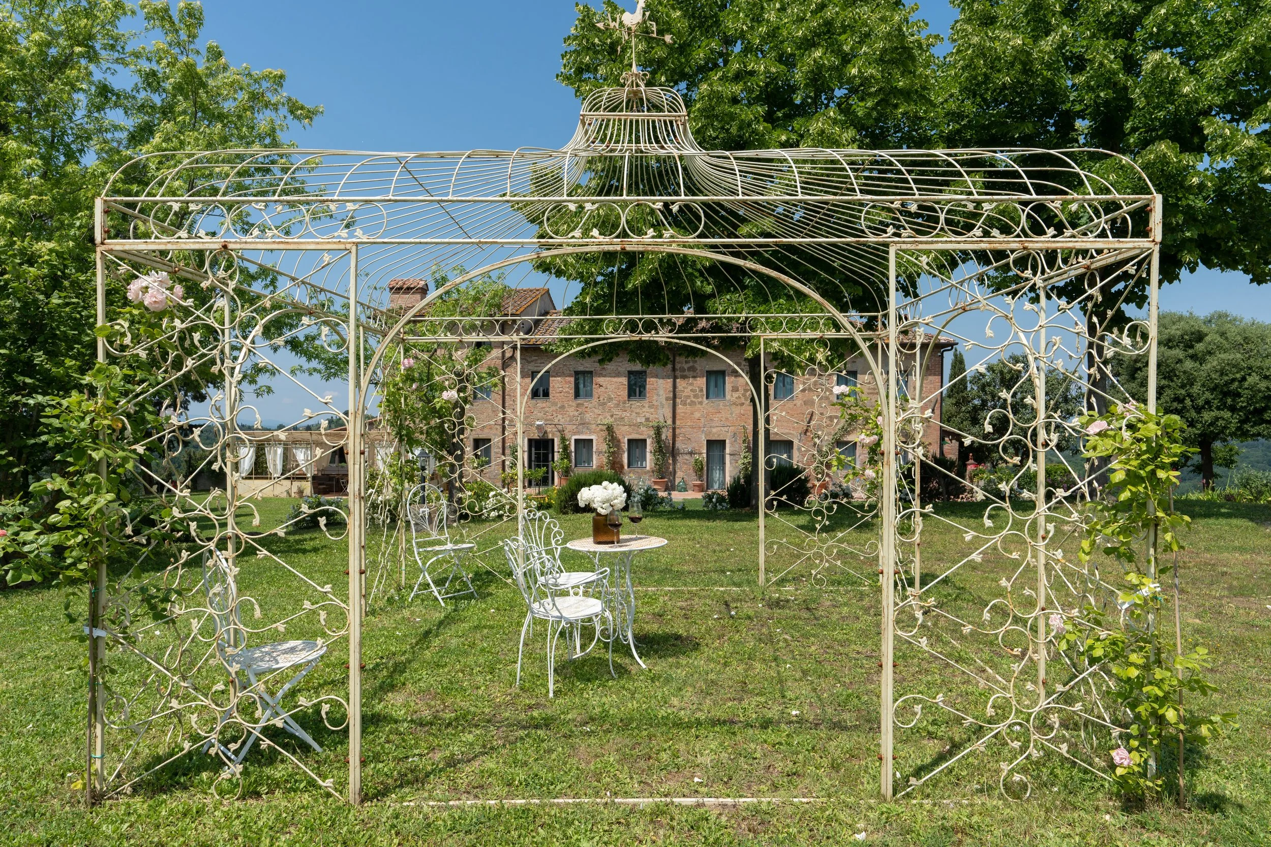 Emma Villas_Aquadivina esterni_Davide.Meneghini.HD.008.jpeg