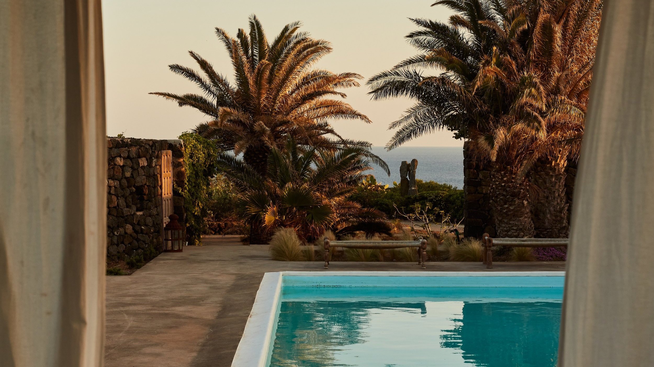 Asya_stieb_ outdoors2.jpg