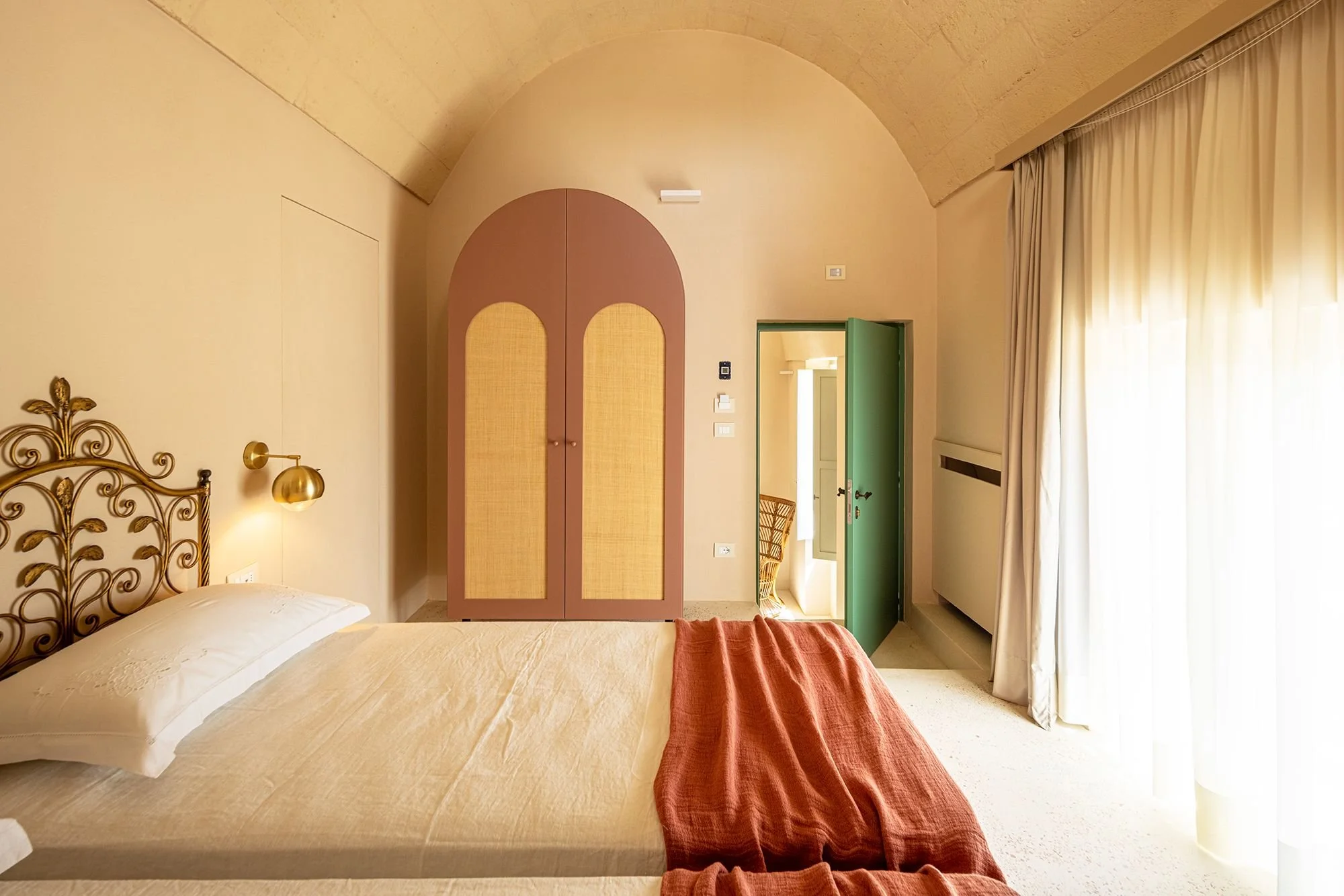 696f89d6fd21beea7adc6e5d_Loto Room.jpg.jpg