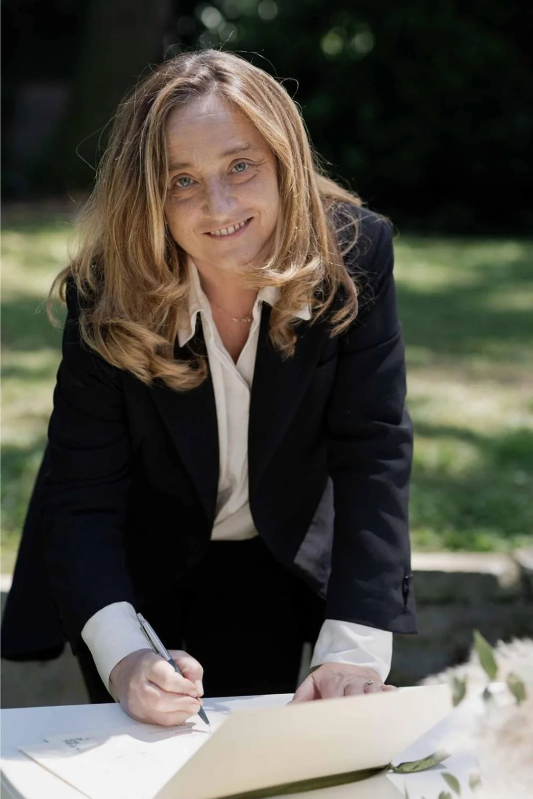 1_Karin firma.jpg