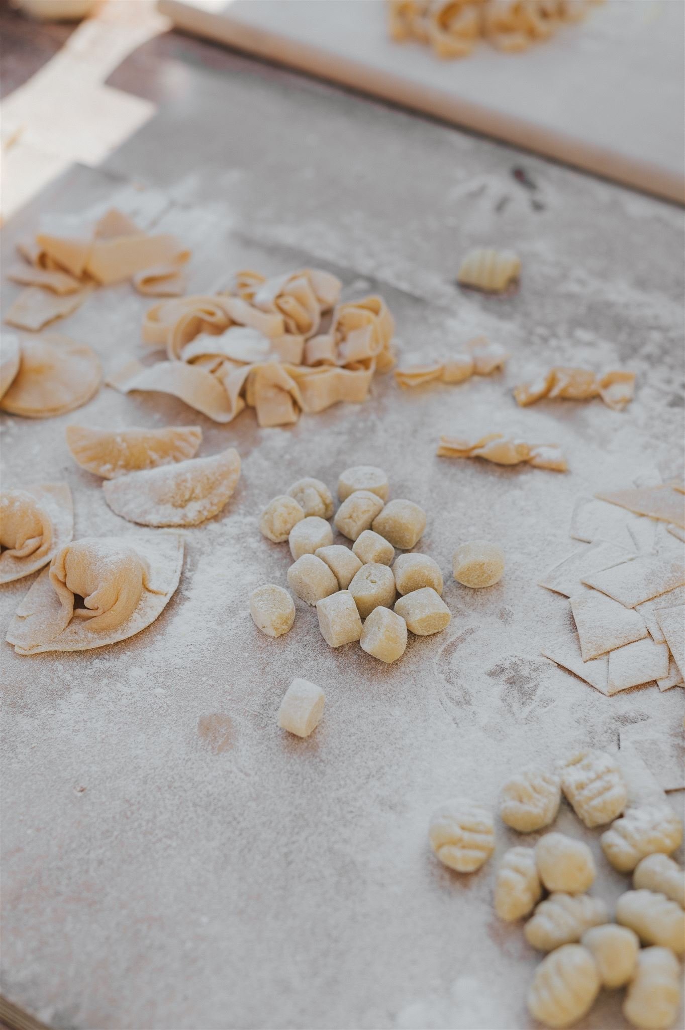 SMART LUX  Experience Type - Bespoke Concierge & Lifestyle Experiences, Experience Type - Travel & Planning Services, Experience Type - Guest Concierge 