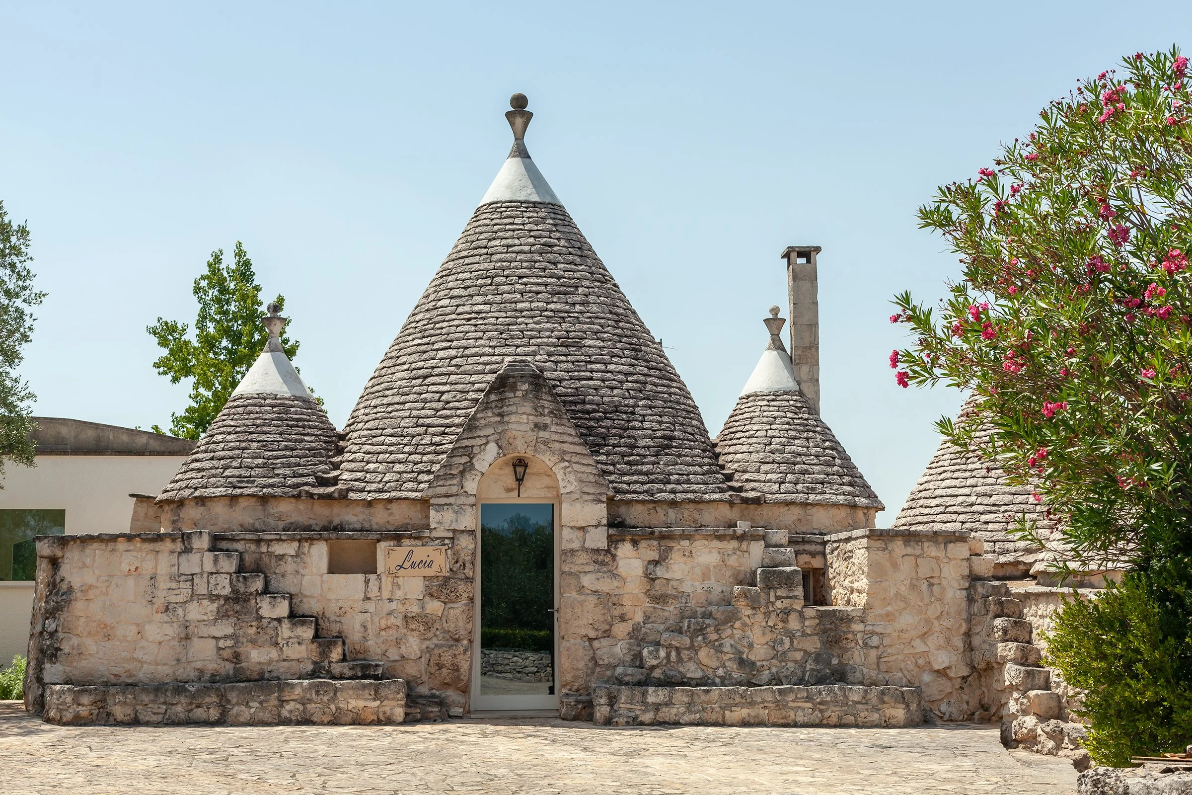 Trulli_Lucia_01.jpg
