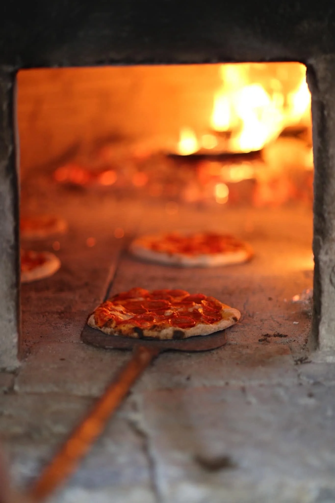 pizza-party-in-tuscany-happy-jack-chef.jpg