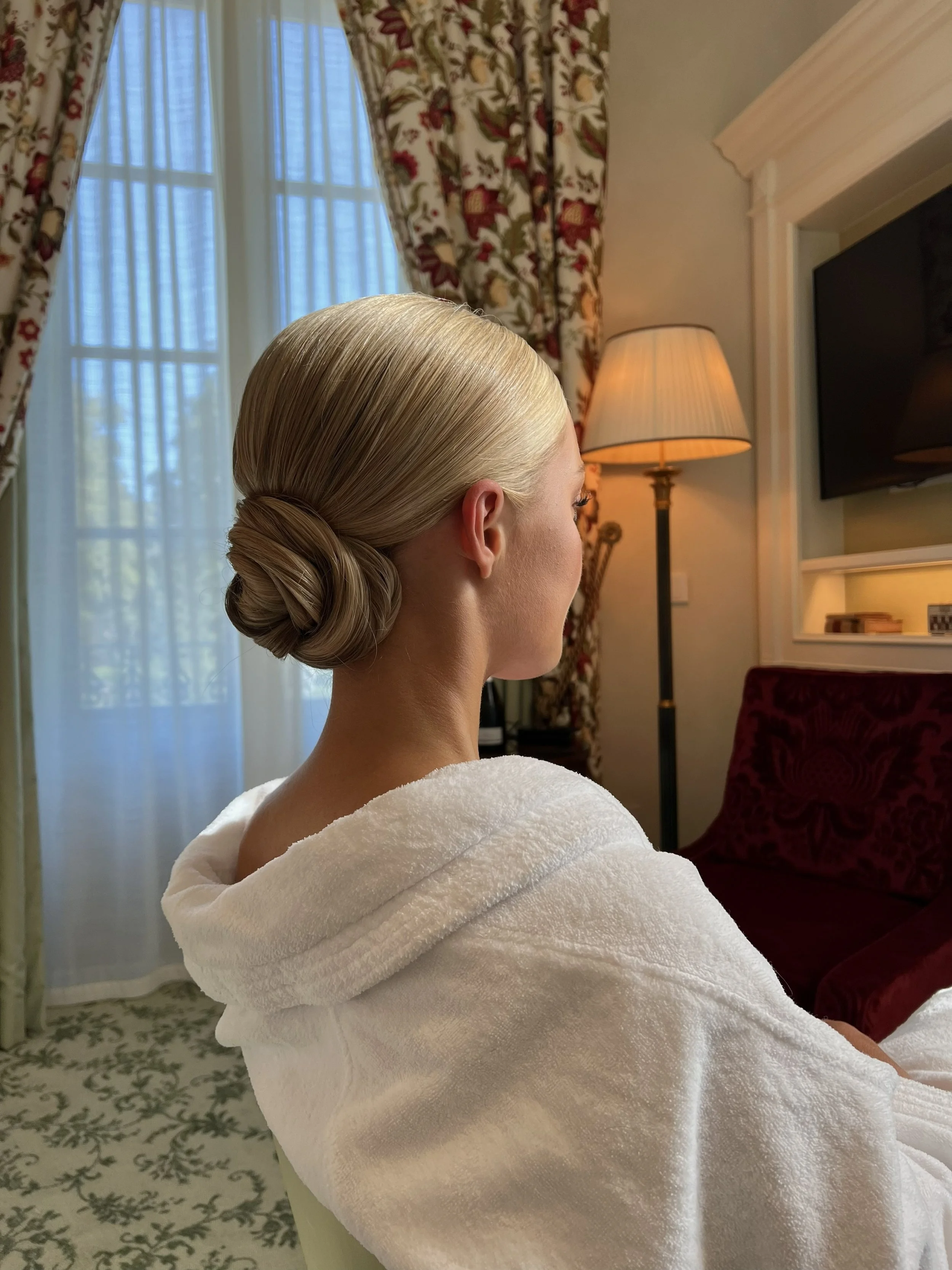bridal low bun for nicole photo by nelli made.jpg