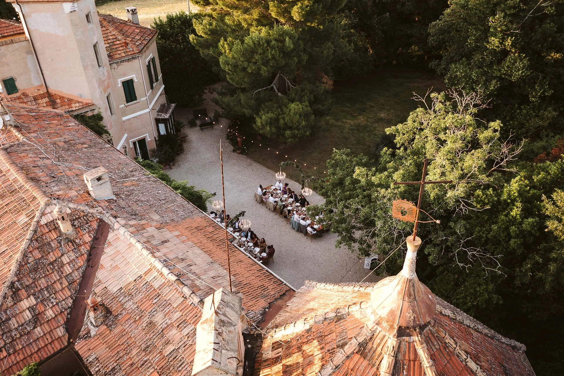 Relais Villa Giulia - Outdoor Dinners - Back Courtyard 8.jpg