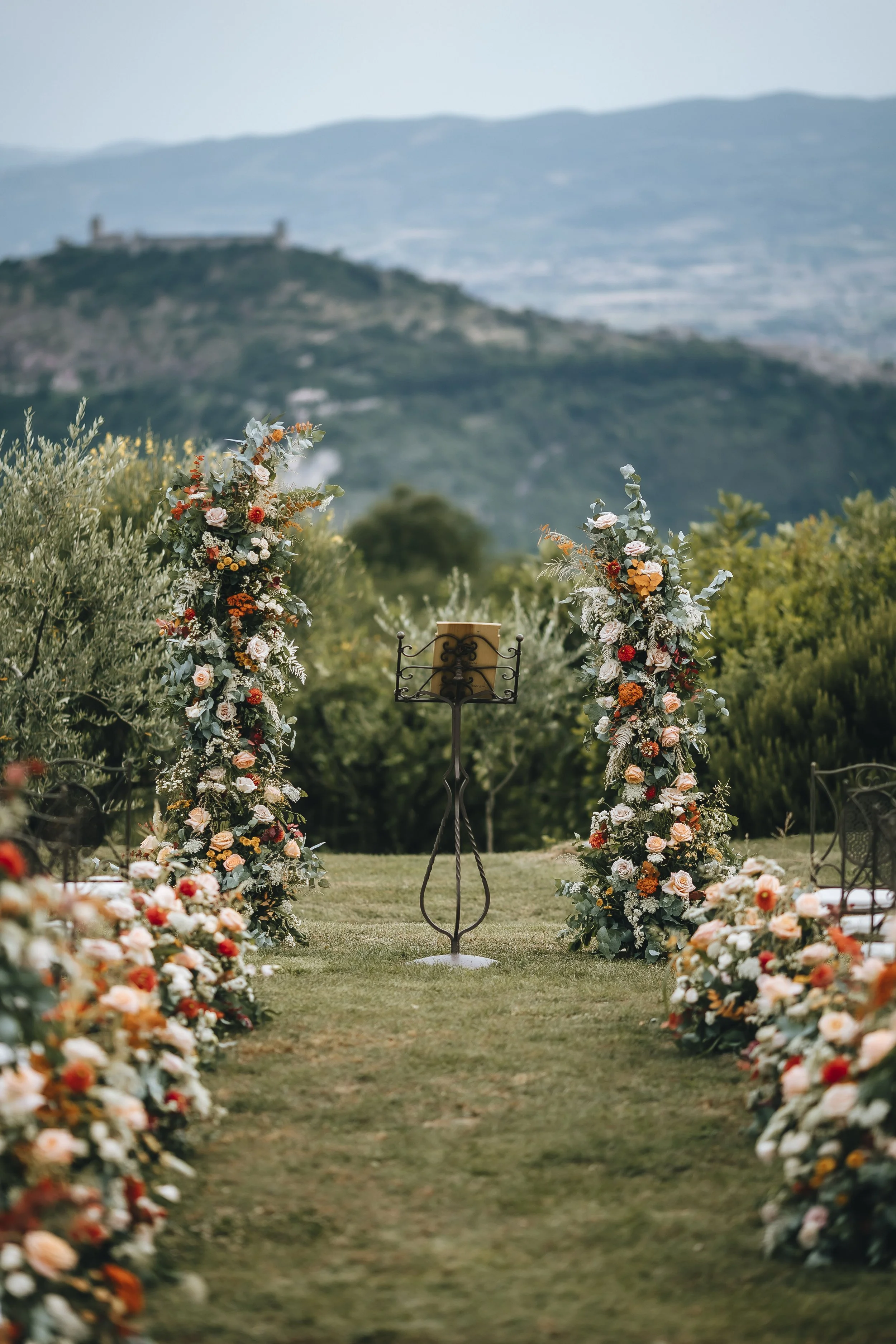 Matt & Charlotte 00273.jpg