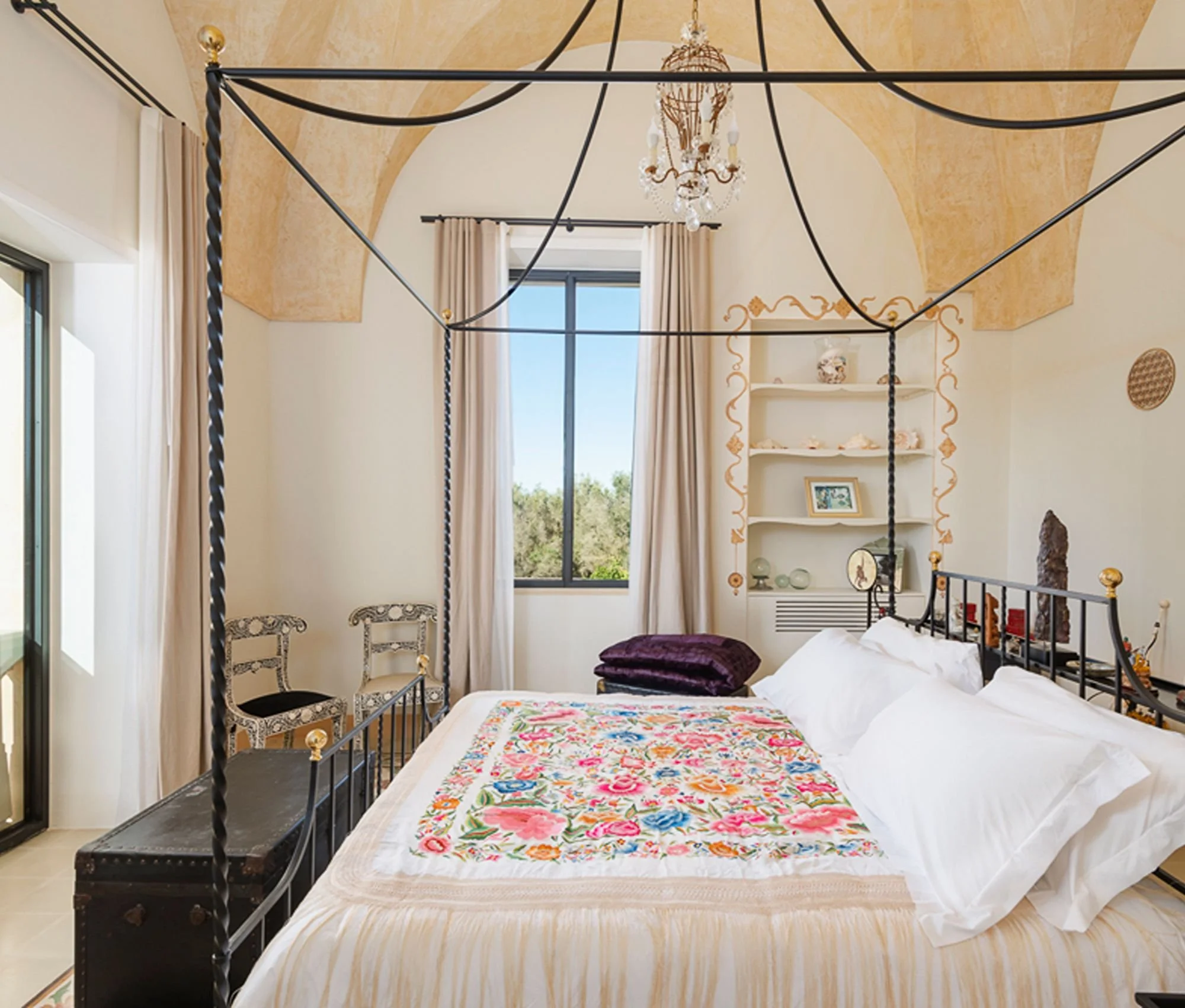 CasinAnand_MasterBedroom_FrancescoConte.jpg