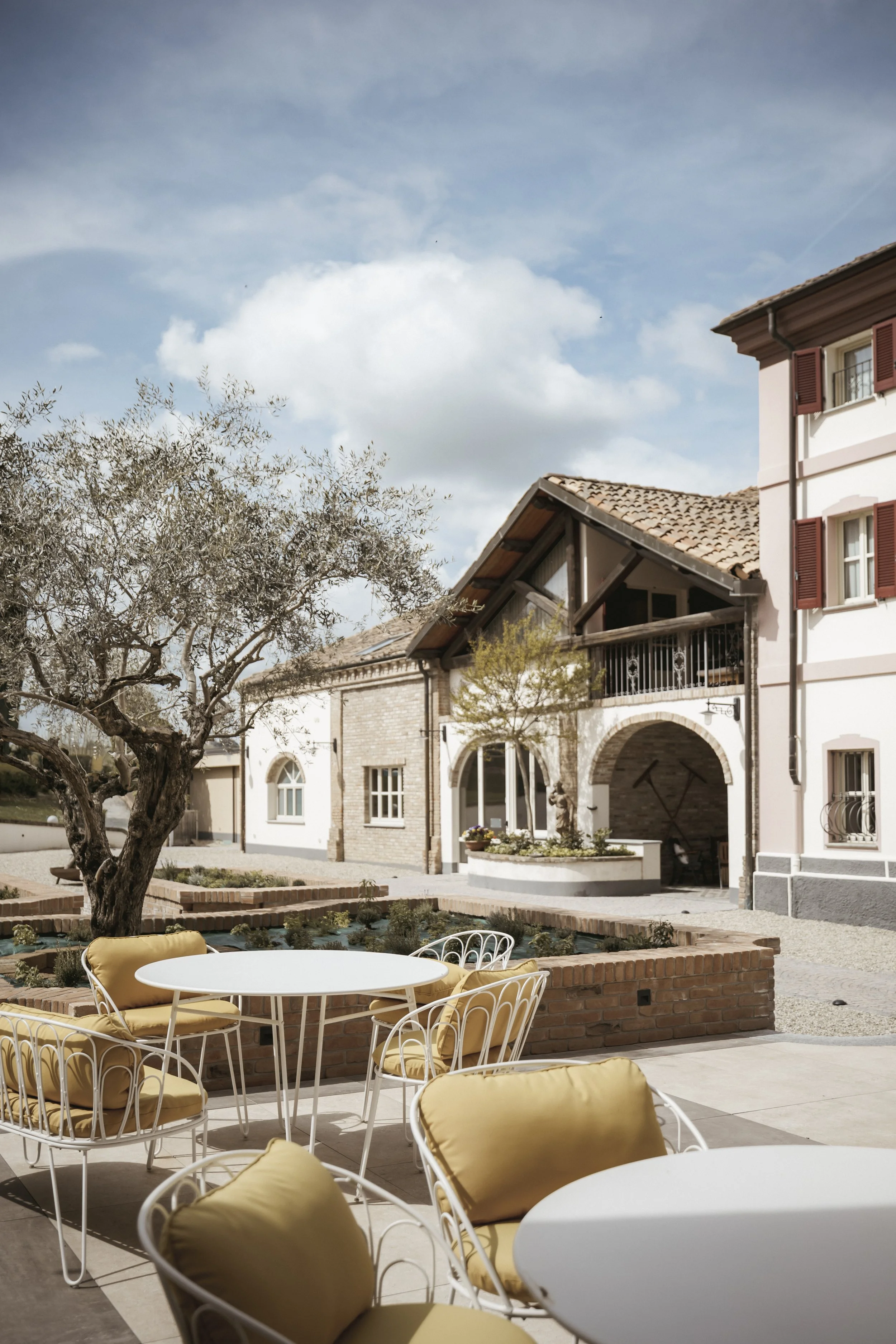 Almaranto Relais | Luxury Vineyard Wedding Venue in Piemonte, Italy.jpg