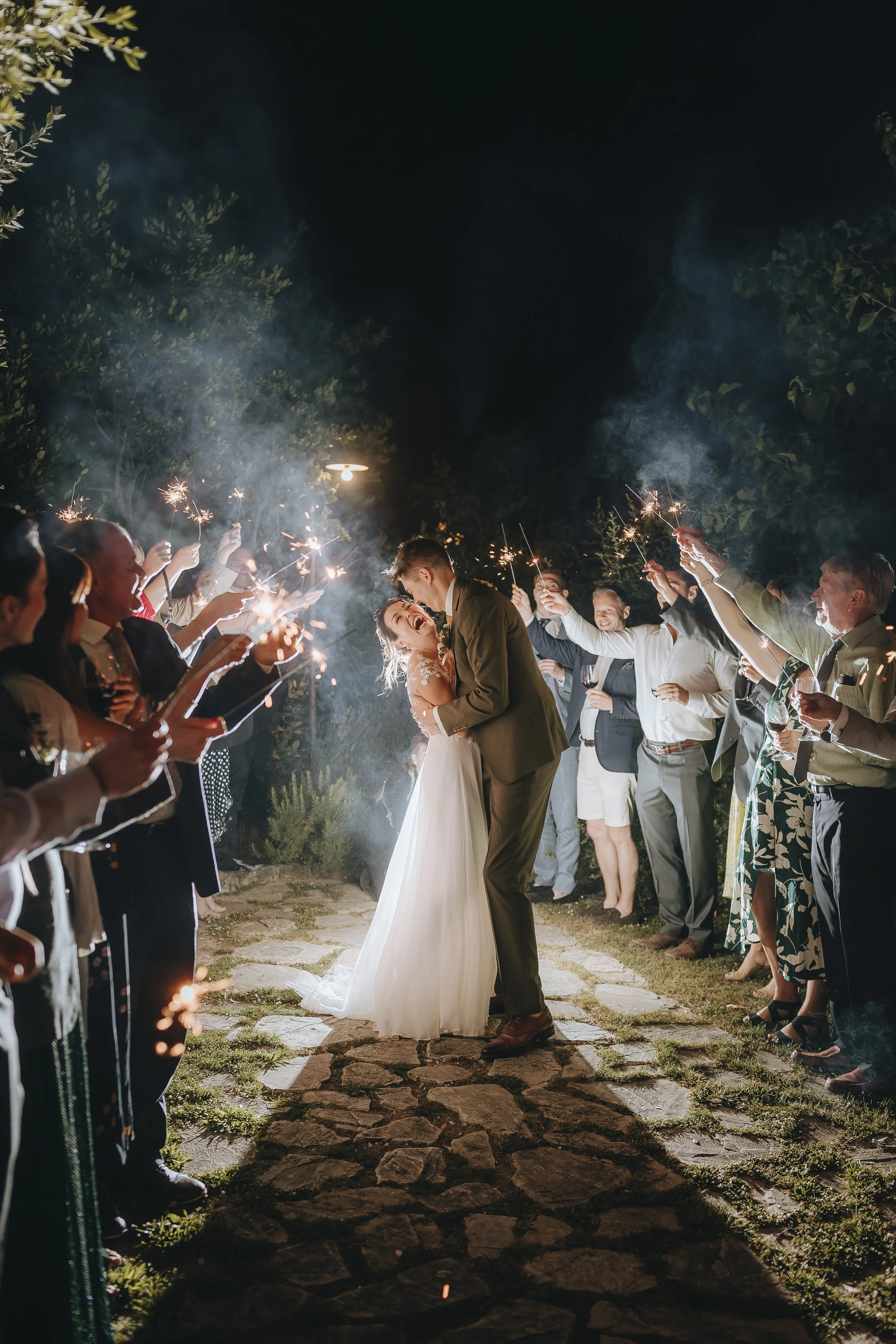 Matt & Charlotte 01105.jpg