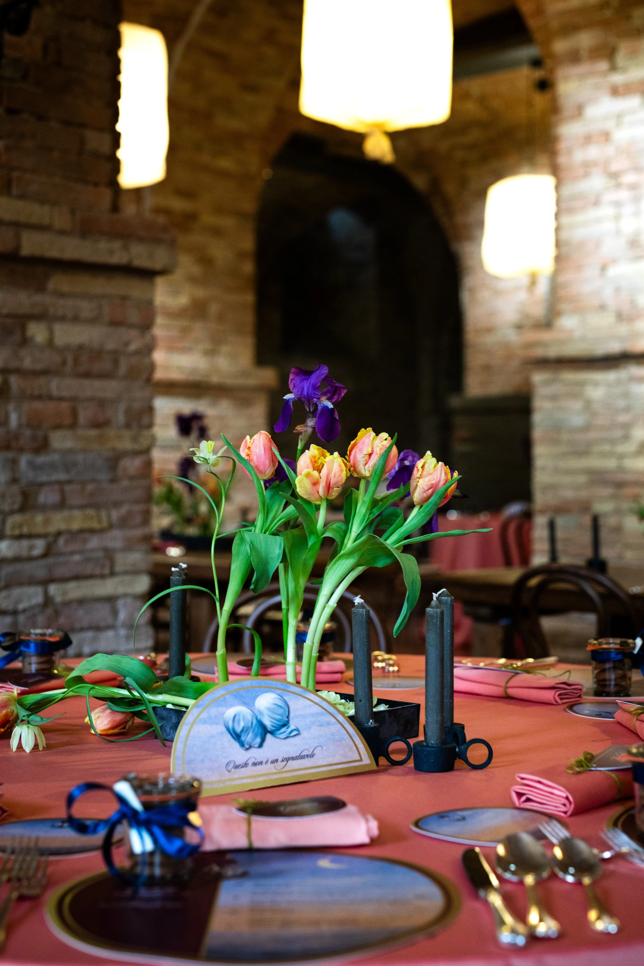 22_FA-tavola-tulipani.jpg