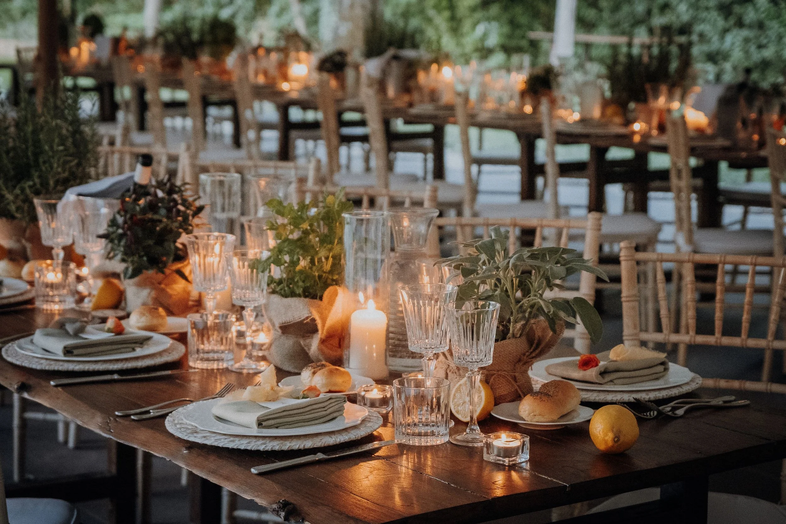 6a1095da7fb5cad903c8177e_11_RICEVIMENTO_-_RECEPTION_Ph_Milco_Graziani_naked_tables_2.jpg.jpg
