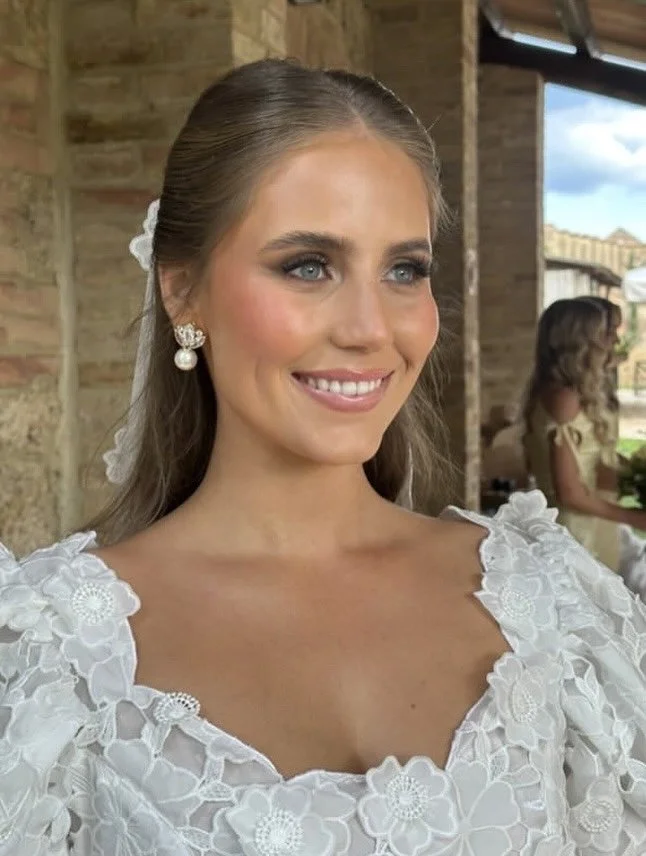 Aleisha Edwards Weddings Photographer 2.jpg