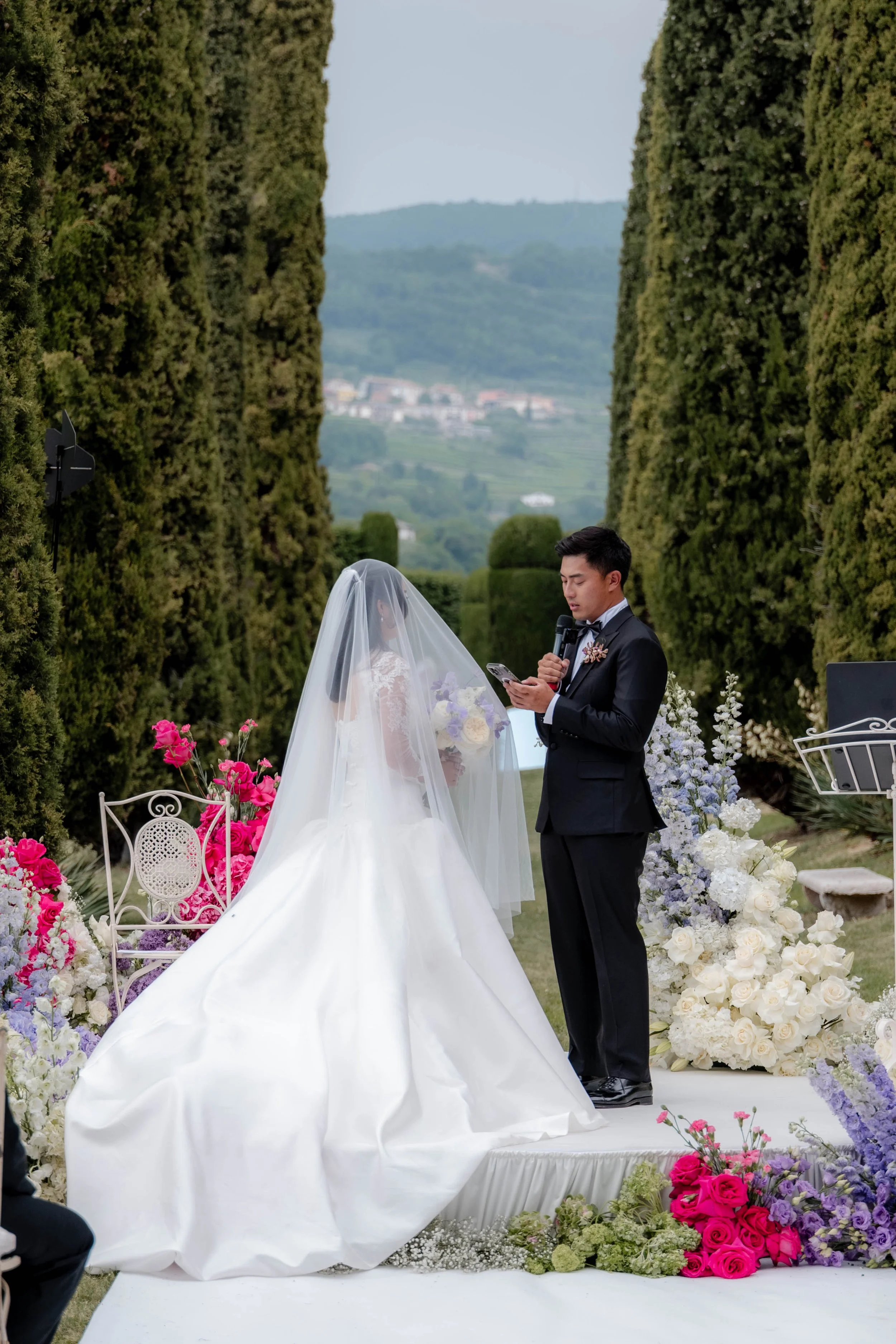 EOTW - L1750138.jpg