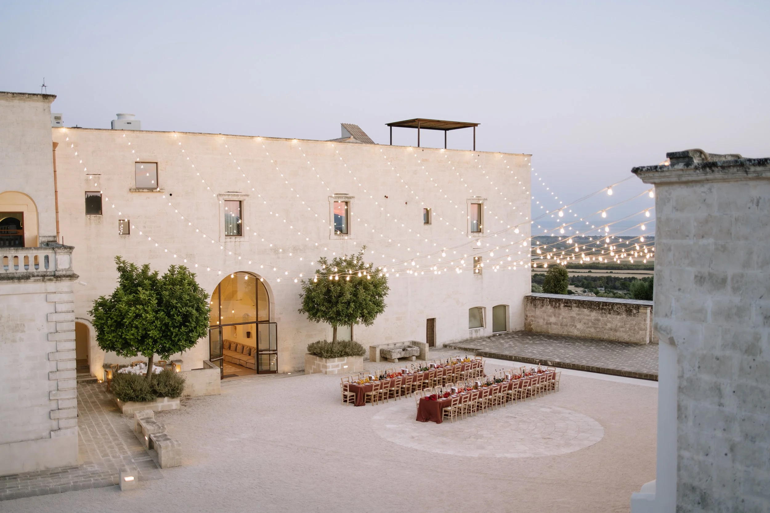 Masseria Amastuola, wedding venue with courtyard in Puglia.