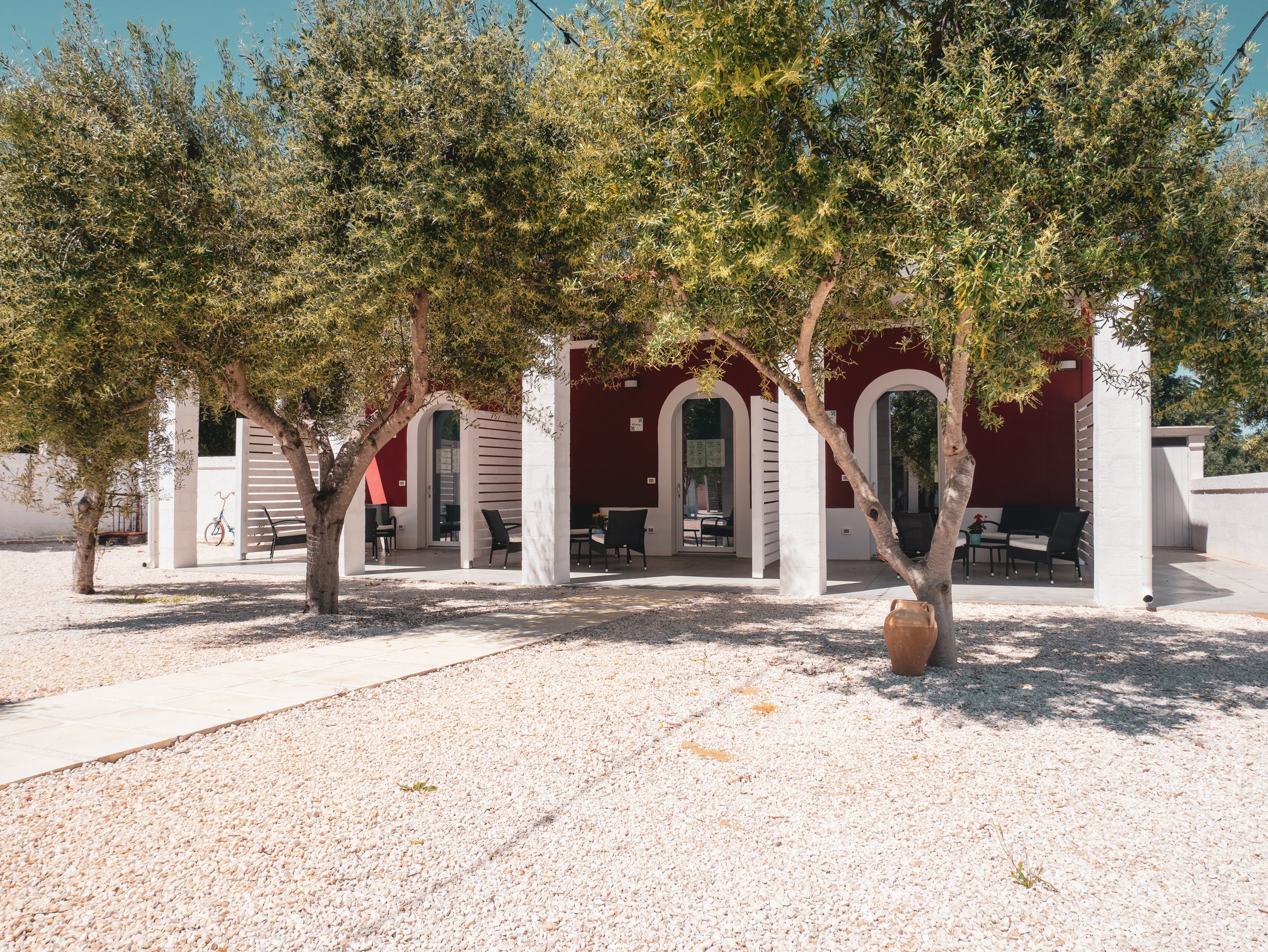  Venue: Tenuta Amostuni 