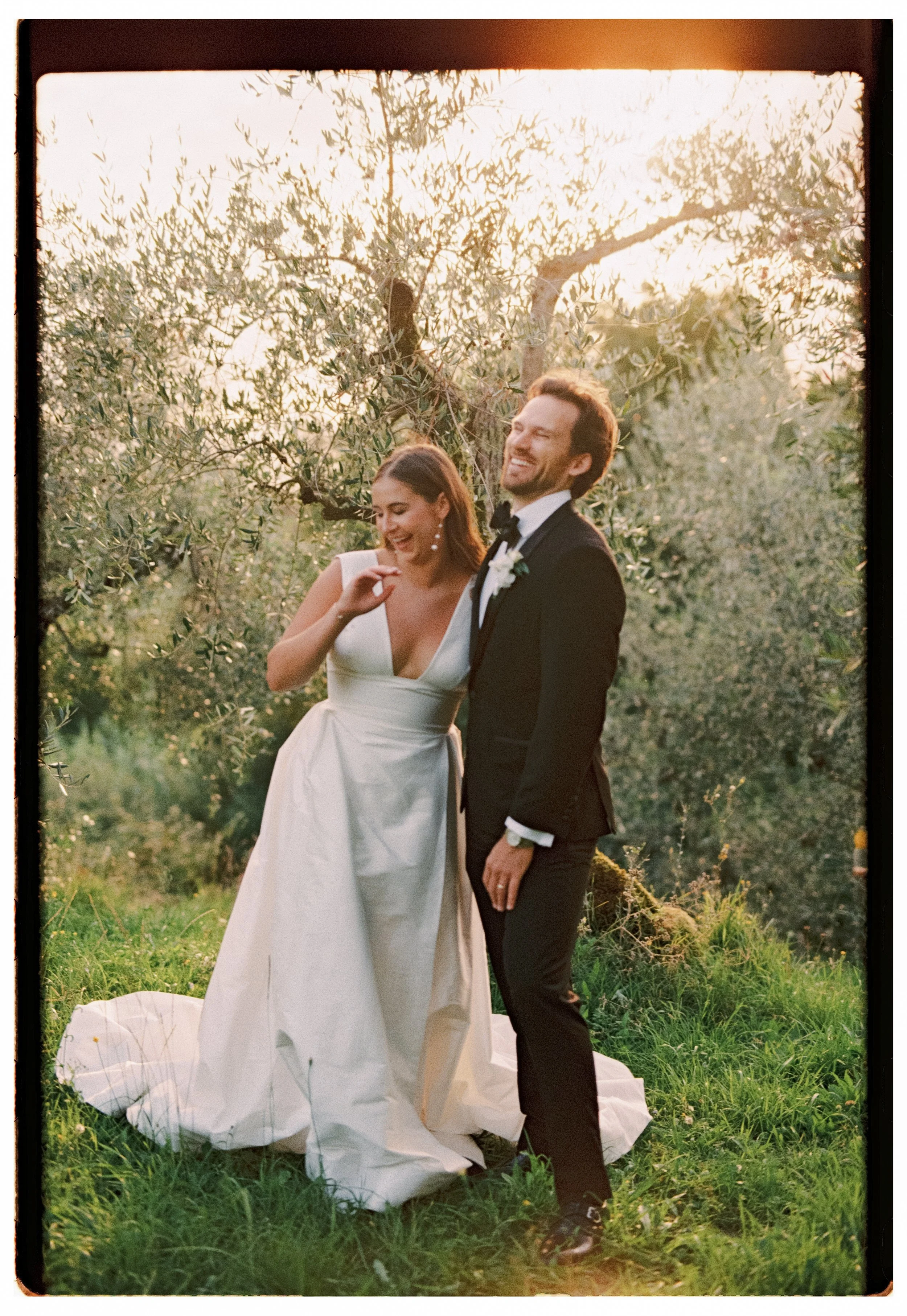 frankie-and-marilia-wedding-photographer-in-tuscany-la-lista-04.jpg