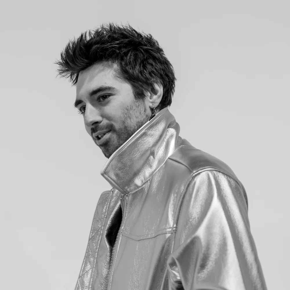 RETROFILE Official Site // "Head Down" Out Now