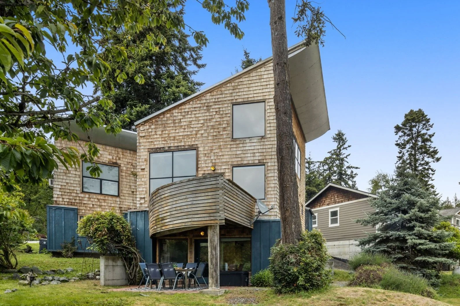 Admiral's Cove 1060 Halsey Dr Coupeville — TEAM SKALLY Top Seattle
