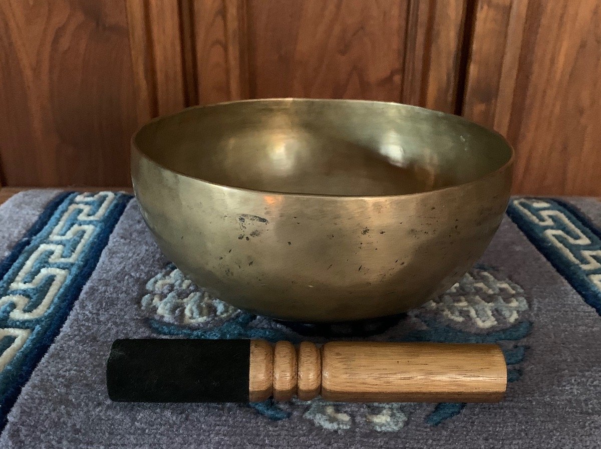 Old Singing Bowl 8.5" F
