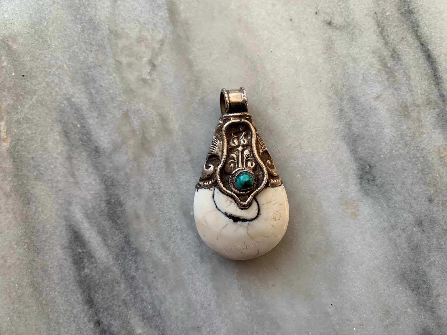Silver Conch Drop Pendant