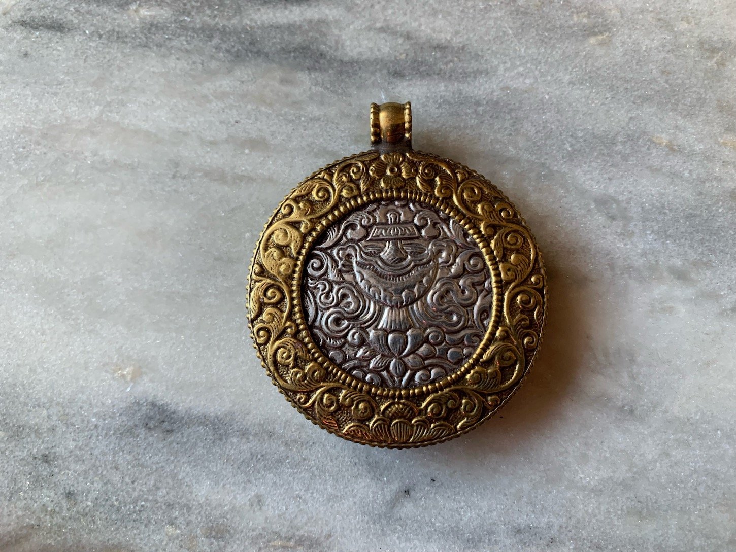 Tibetan Sacred Symbol Pendant