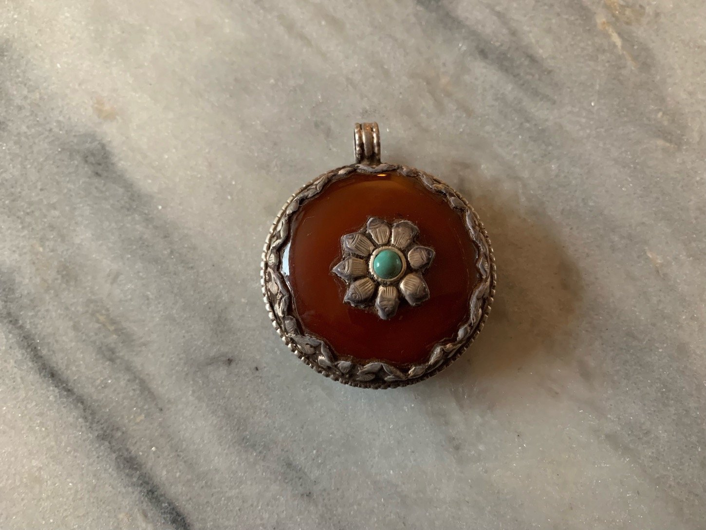 Red Agate Flower Pendant