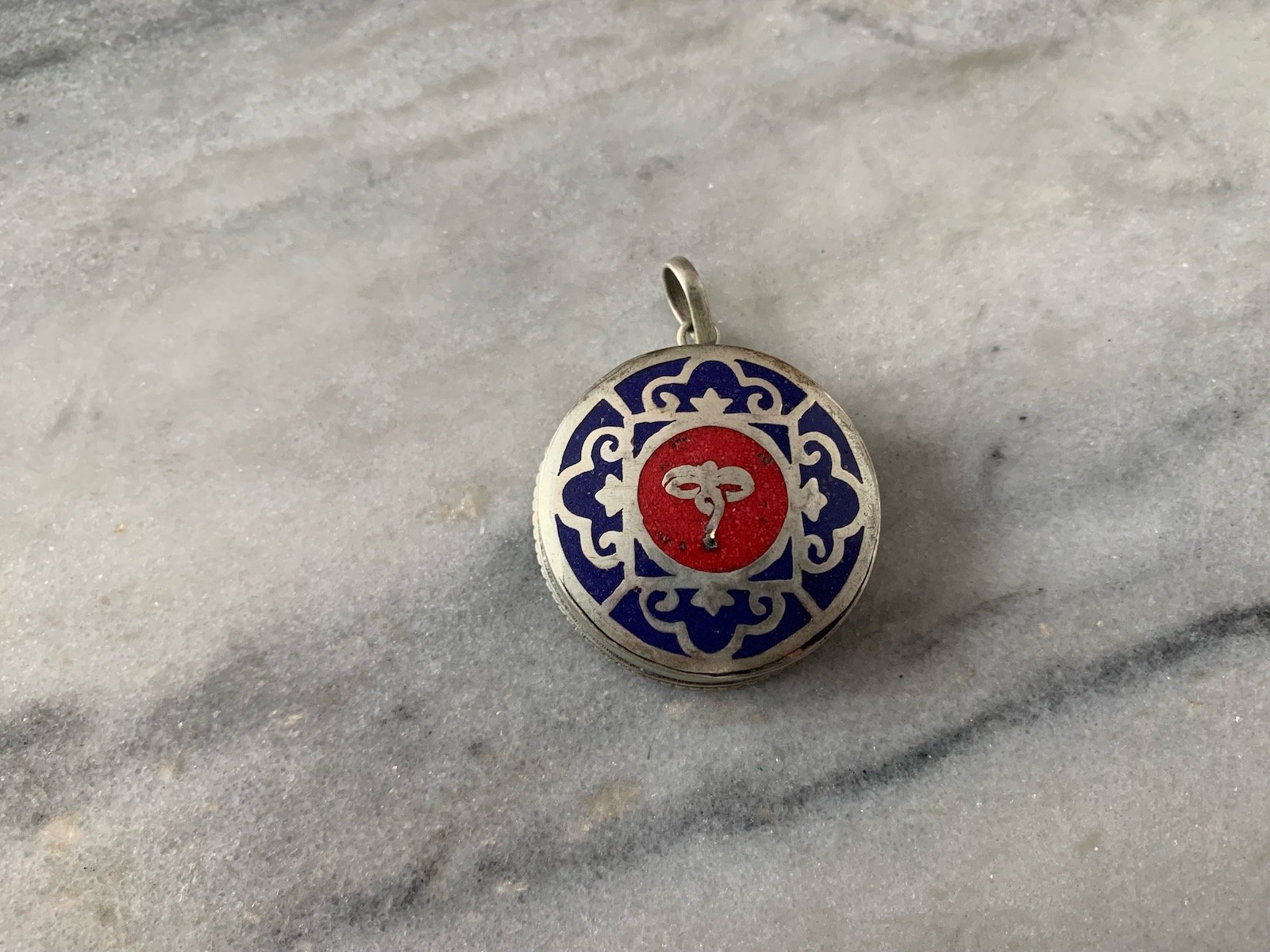 Coral & Lapis Round Gau