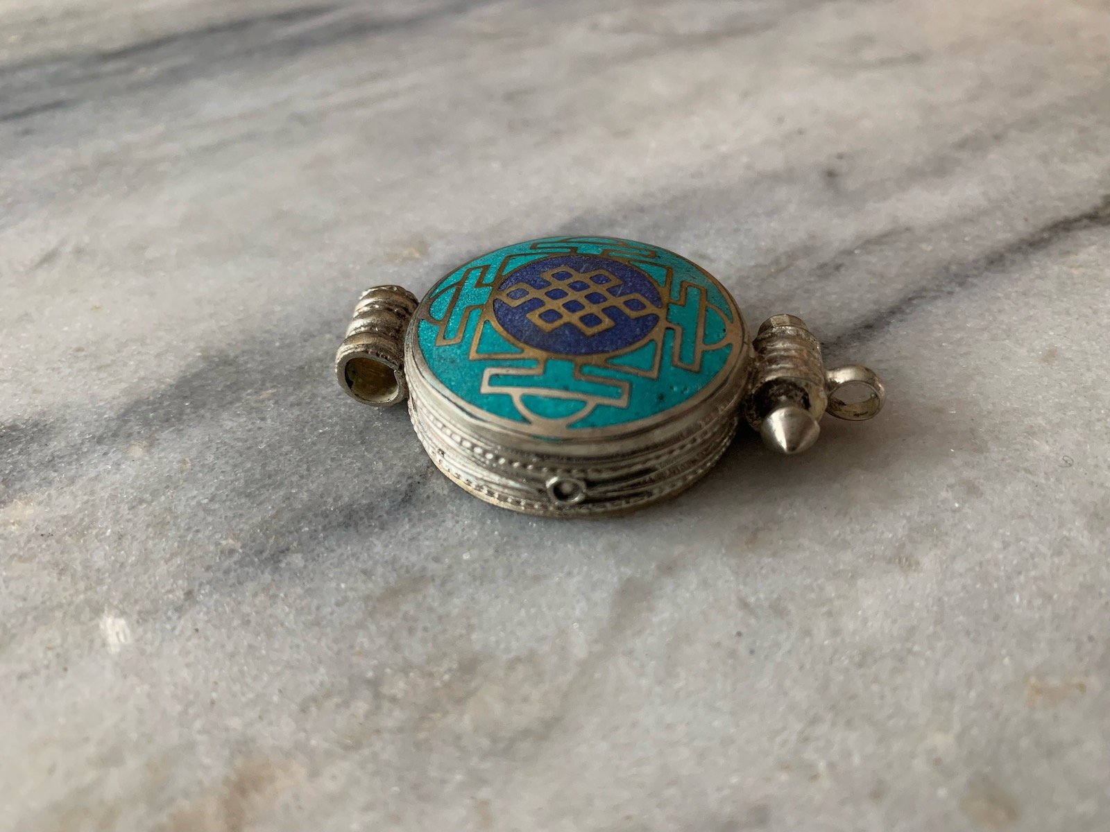 Knot of Eternity Lapis and Turquoise Gau