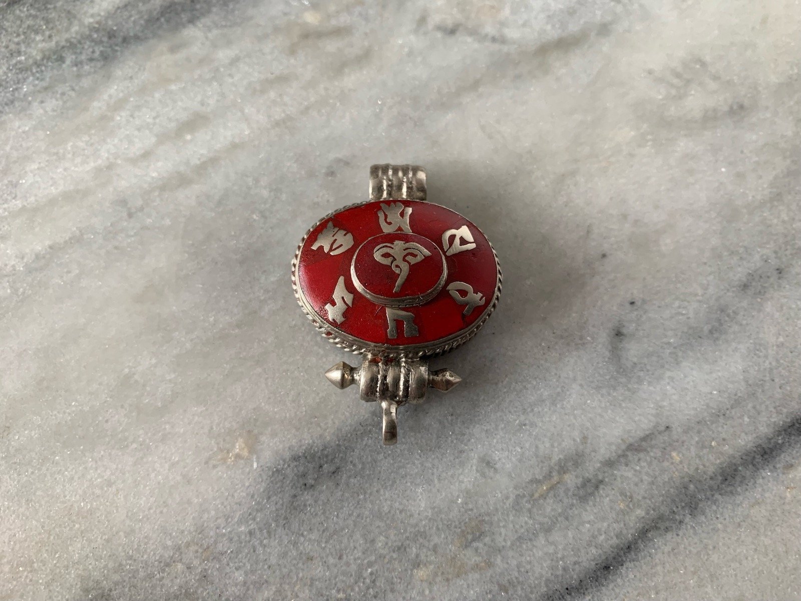 Oval Seva Coral Gau