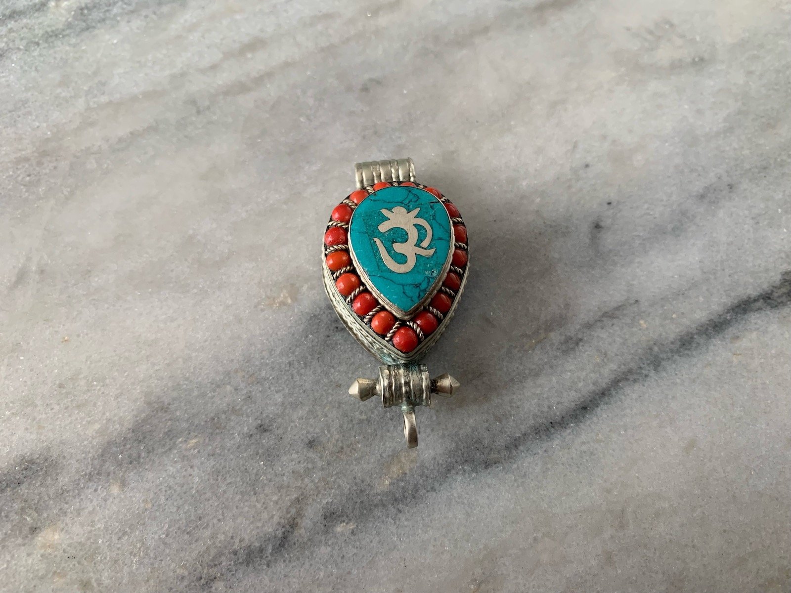 OM Inverted Teardrop Gau