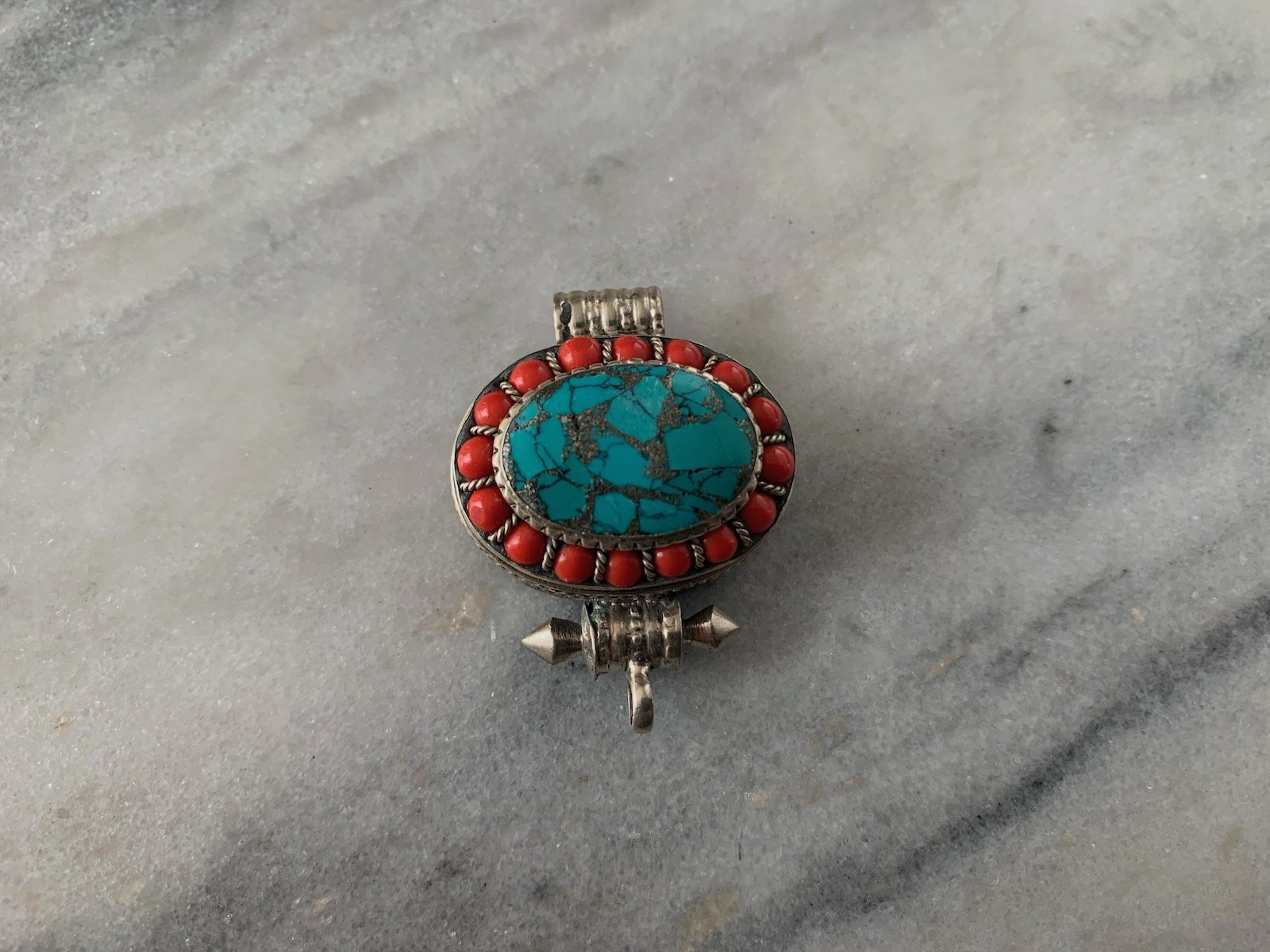 Oval Turquoise Gau