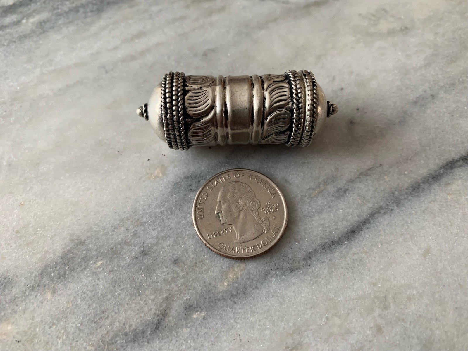 Silver Cylinder Gau, size