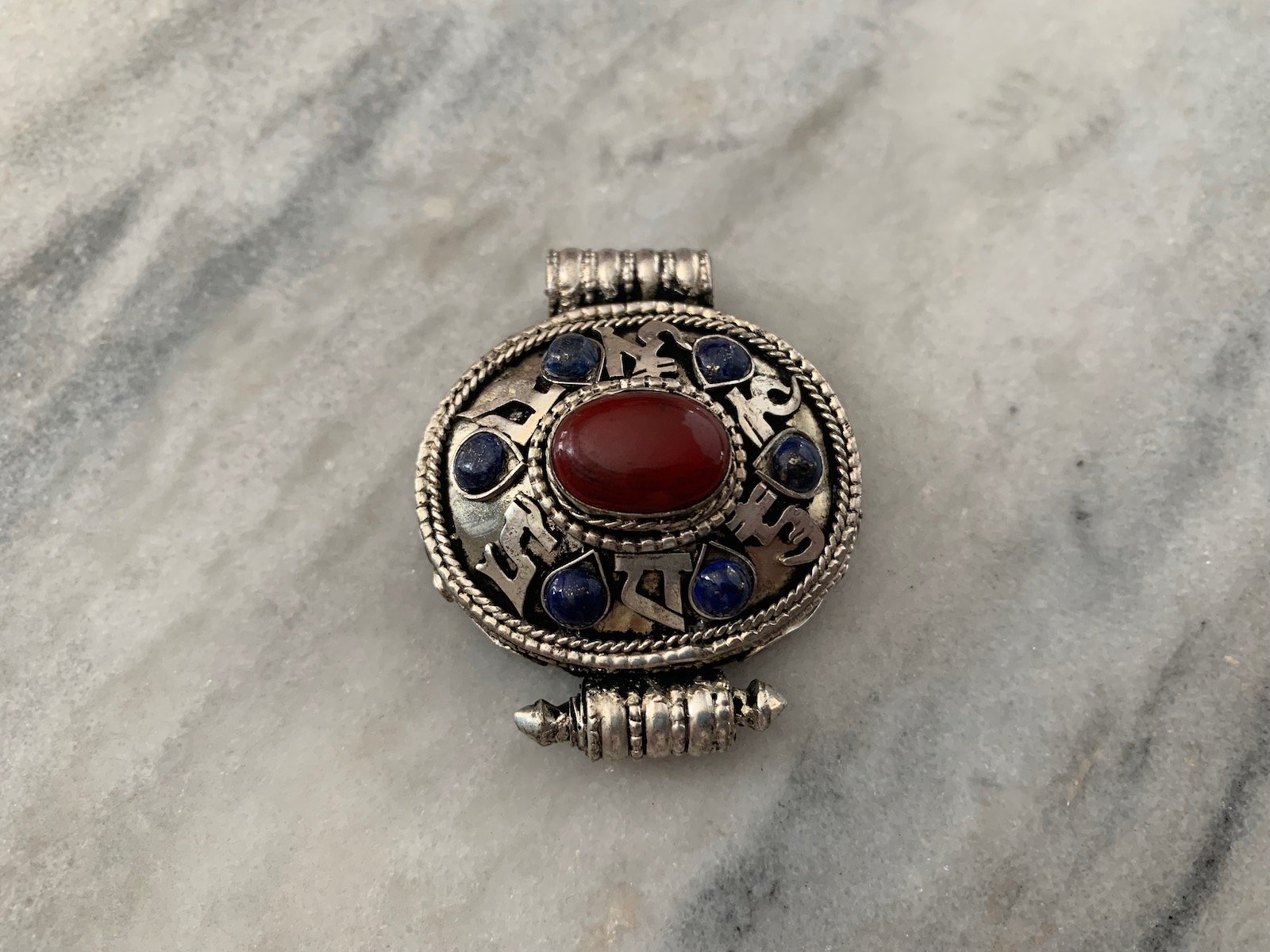Red Coral and Lapis Silver Gau