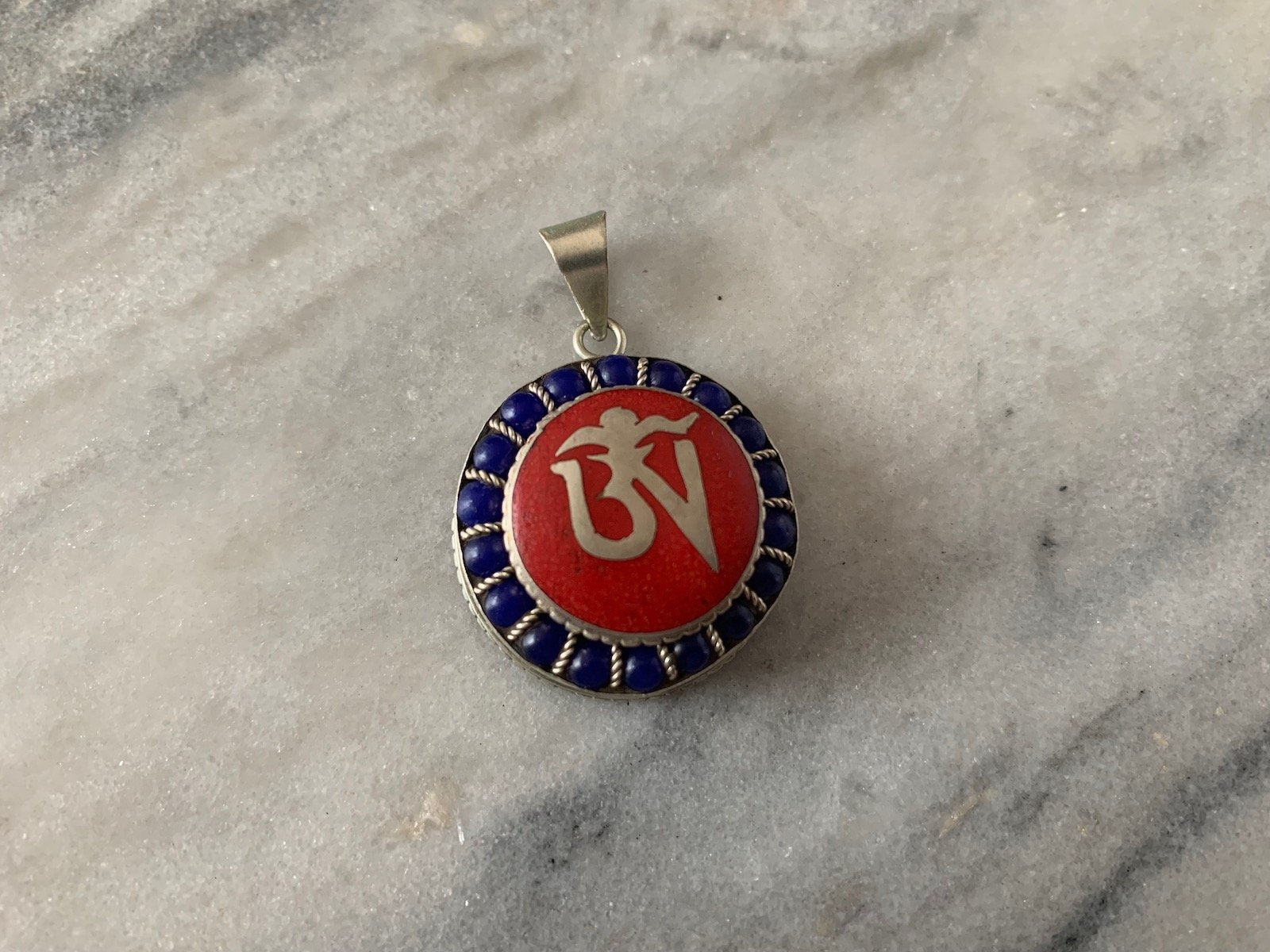 Round Tibetan OM Gau