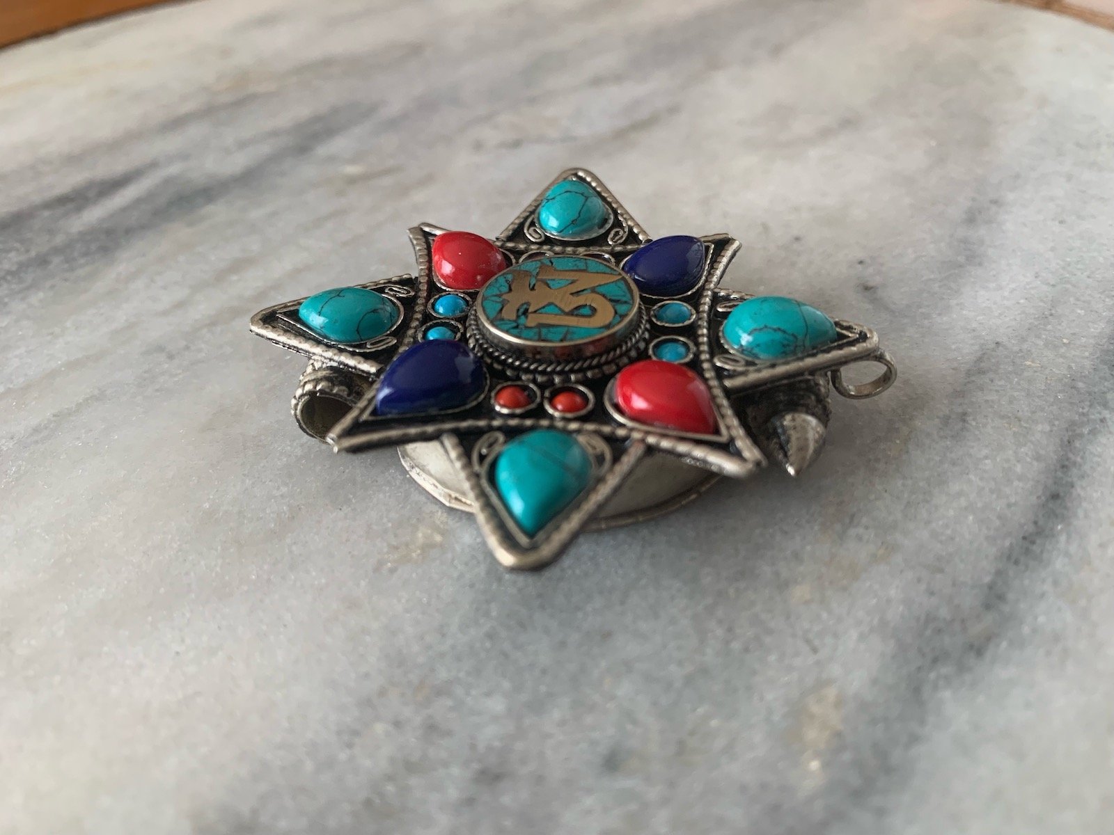 OM Star Silver Gau, side