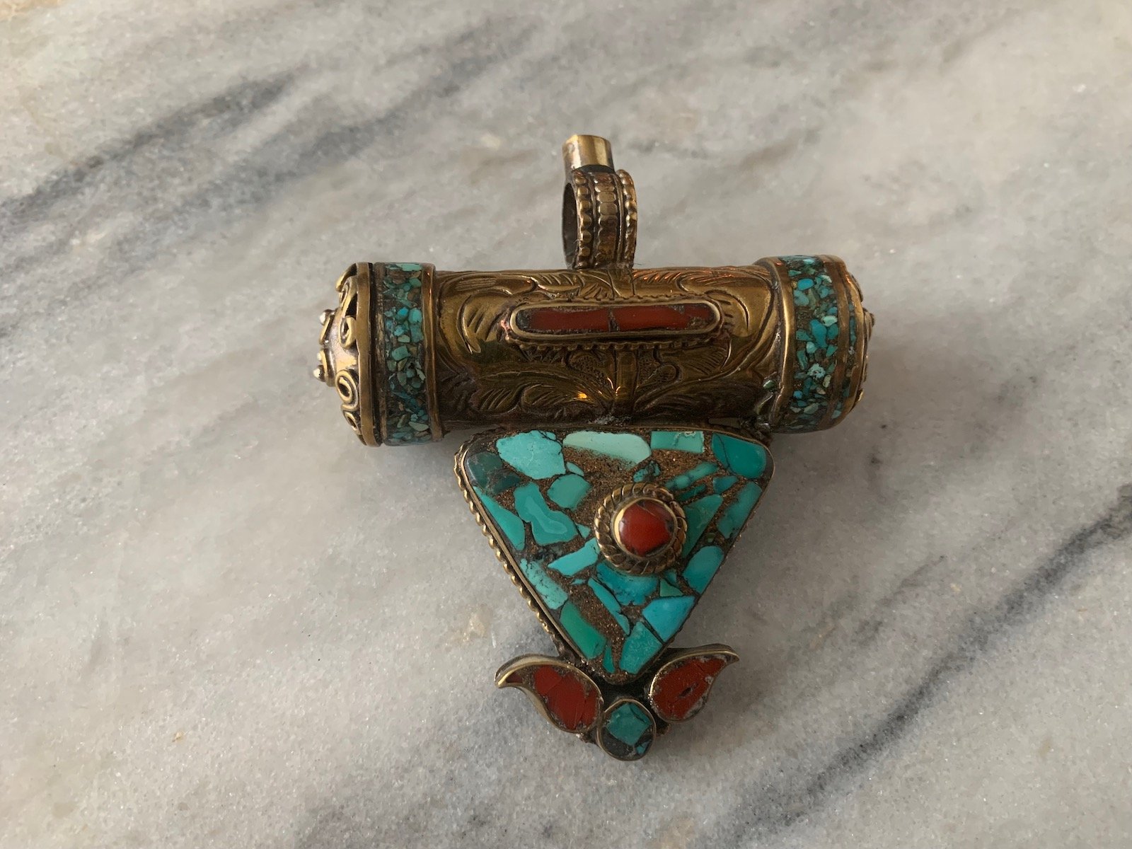 Kathmandu Crafted Cylinder Gau