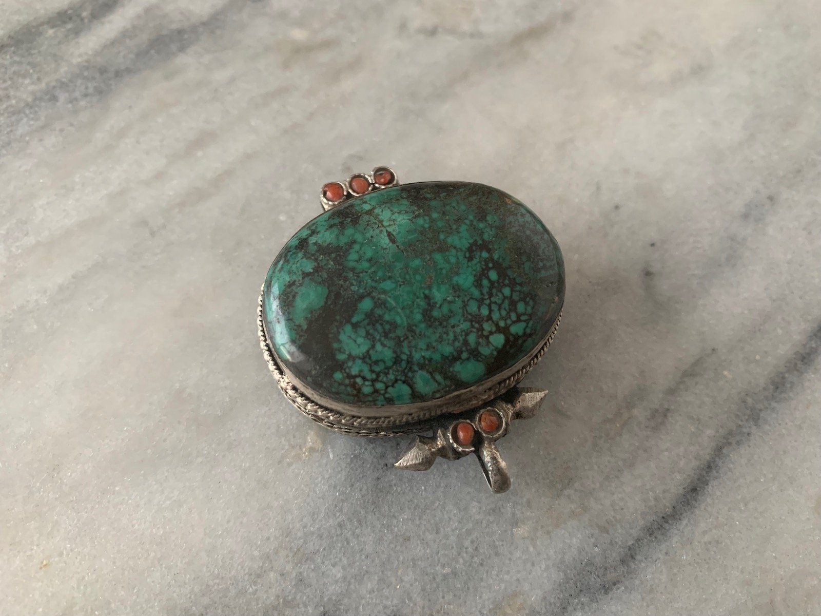 Large Turquoise Oval Gau